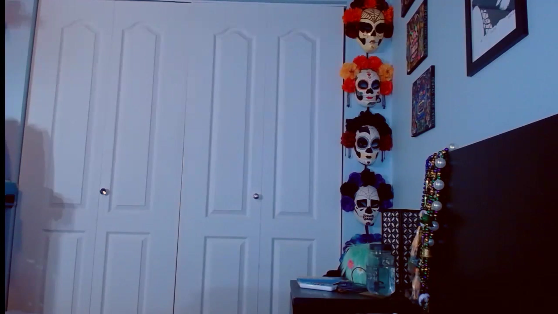 Gallery image thumbnail from abustybabe's myfreecams stream on, 09/19/2023, 20:50 image 3 of 20
