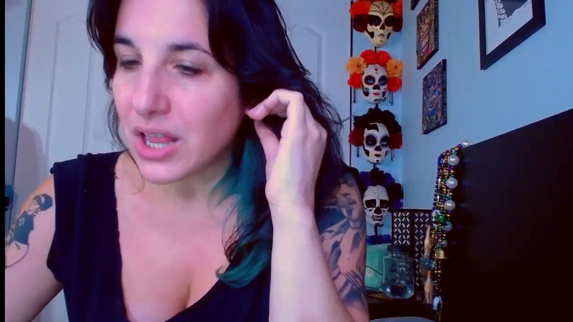 Gallery image thumbnail from abustybabe's myfreecams stream on, 09/19/2023, 22:04 image 19 of 20