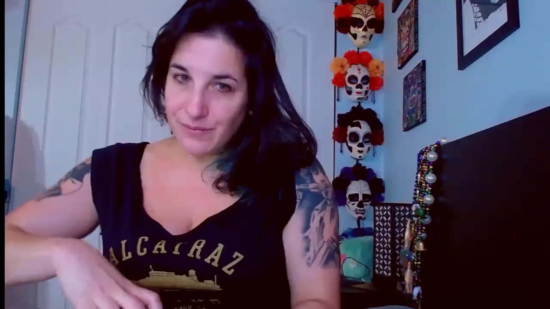 Gallery image thumbnail from abustybabe's myfreecams stream on, 09/19/2023, 22:04 image 12 of 20
