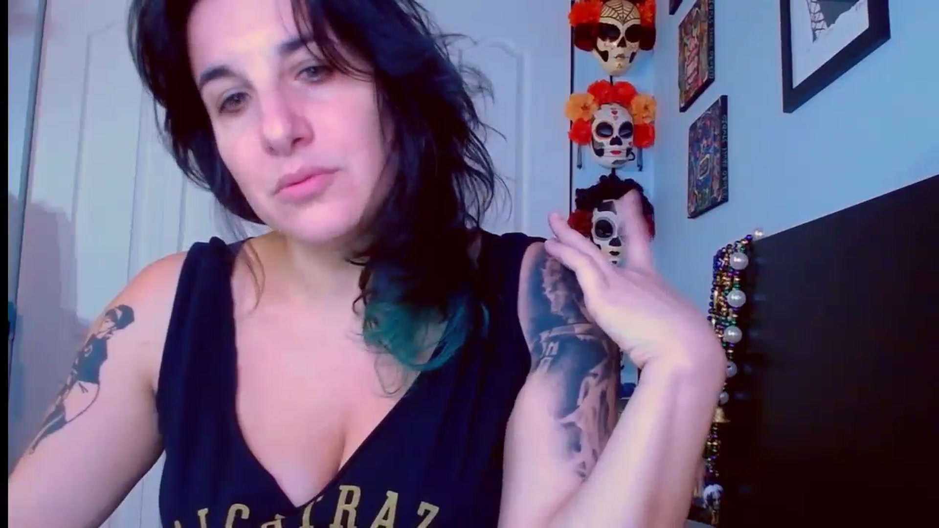 Gallery image thumbnail from abustybabe's myfreecams stream on, 09/19/2023, 22:04 image 3 of 20