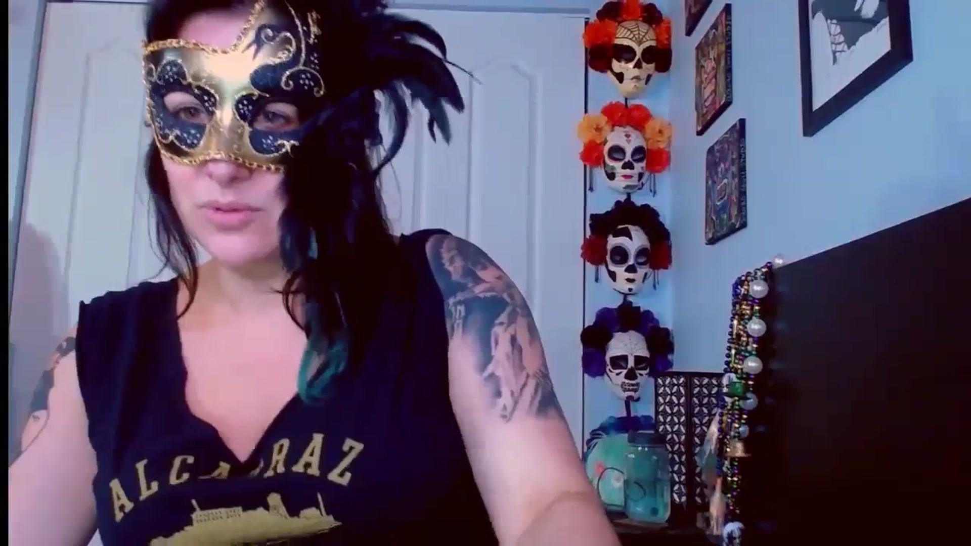 Gallery image thumbnail from abustybabe's myfreecams stream on, 09/19/2023, 22:04 image 6 of 20