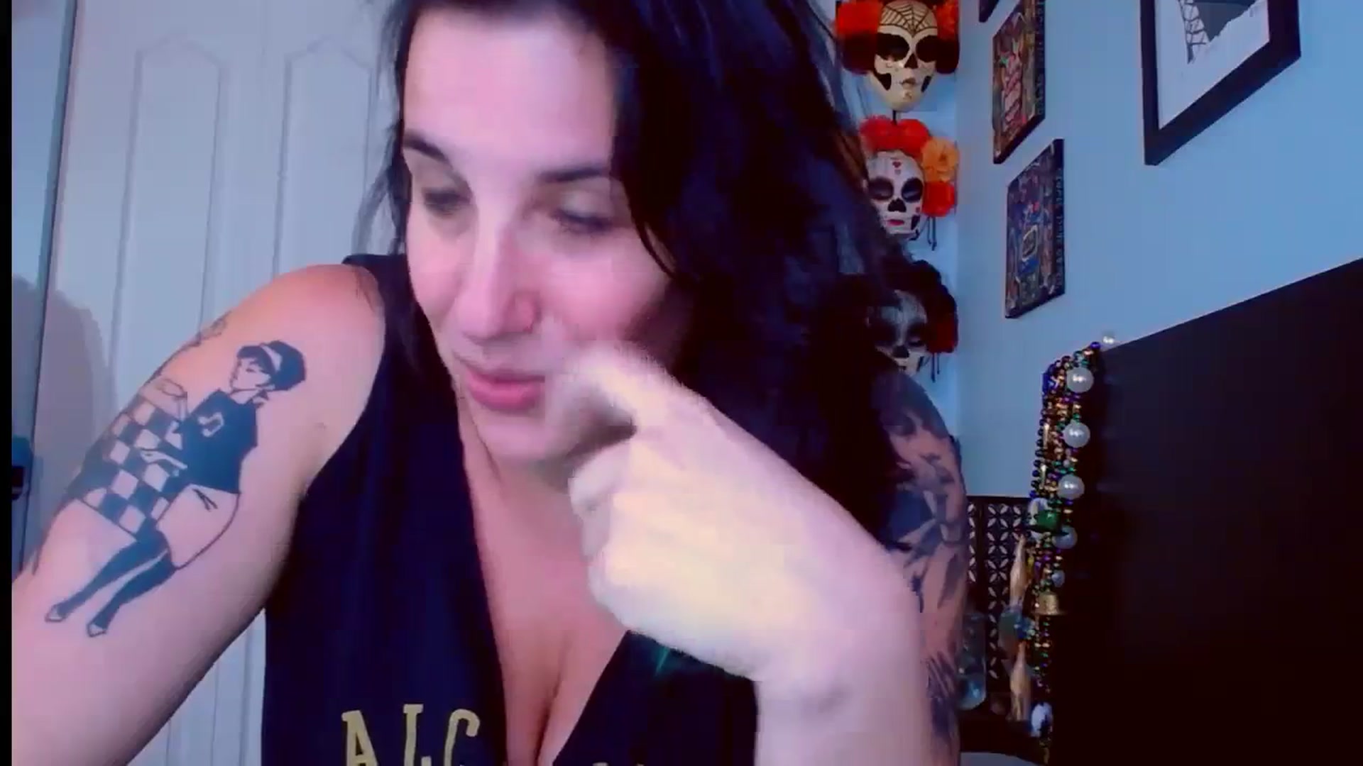 Gallery image thumbnail from abustybabe's myfreecams stream on, 09/19/2023, 22:04 image 18 of 20