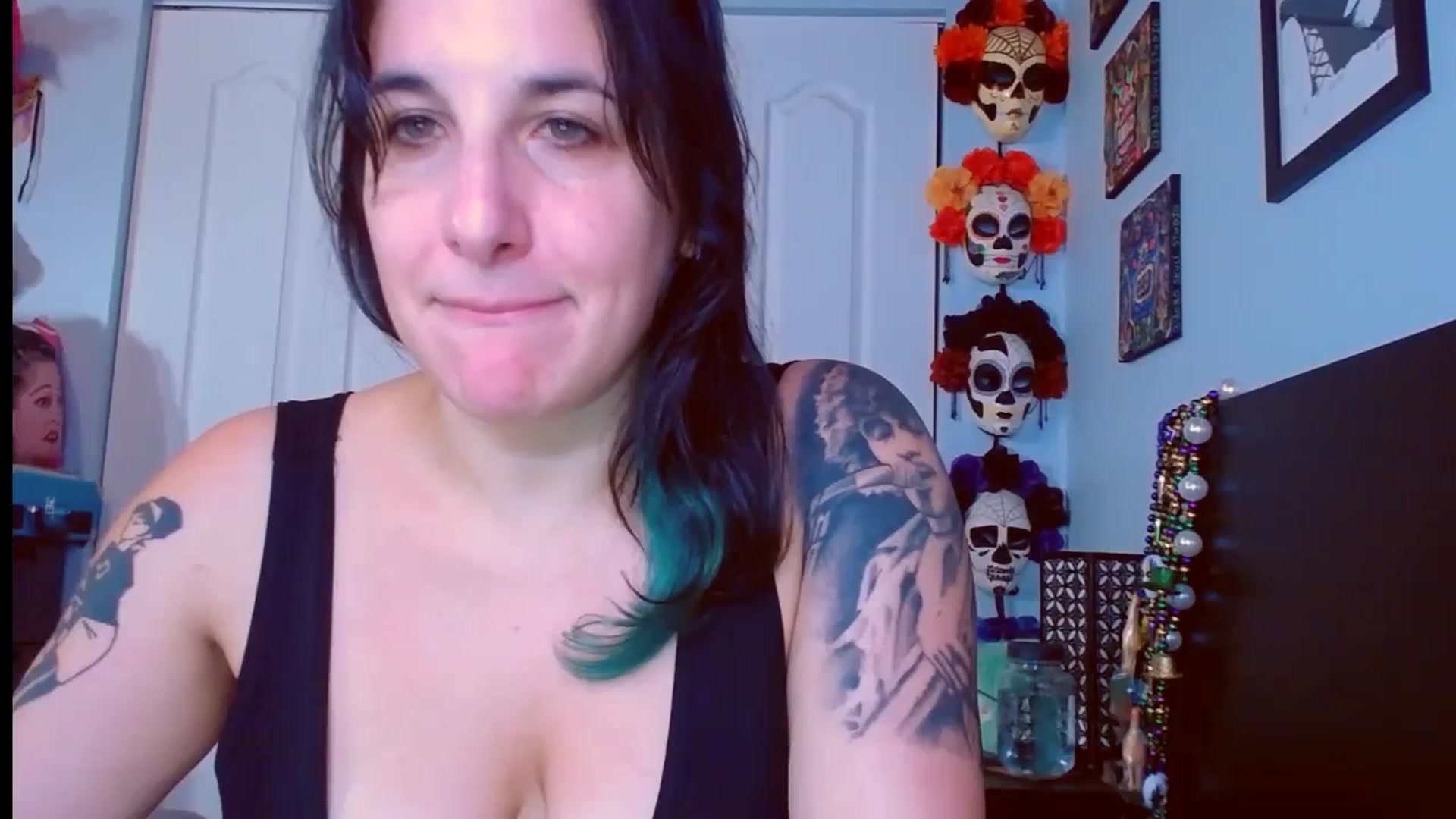 Gallery image thumbnail from abustybabe's myfreecams stream on, 09/20/2023, 20:09 image 6 of 20