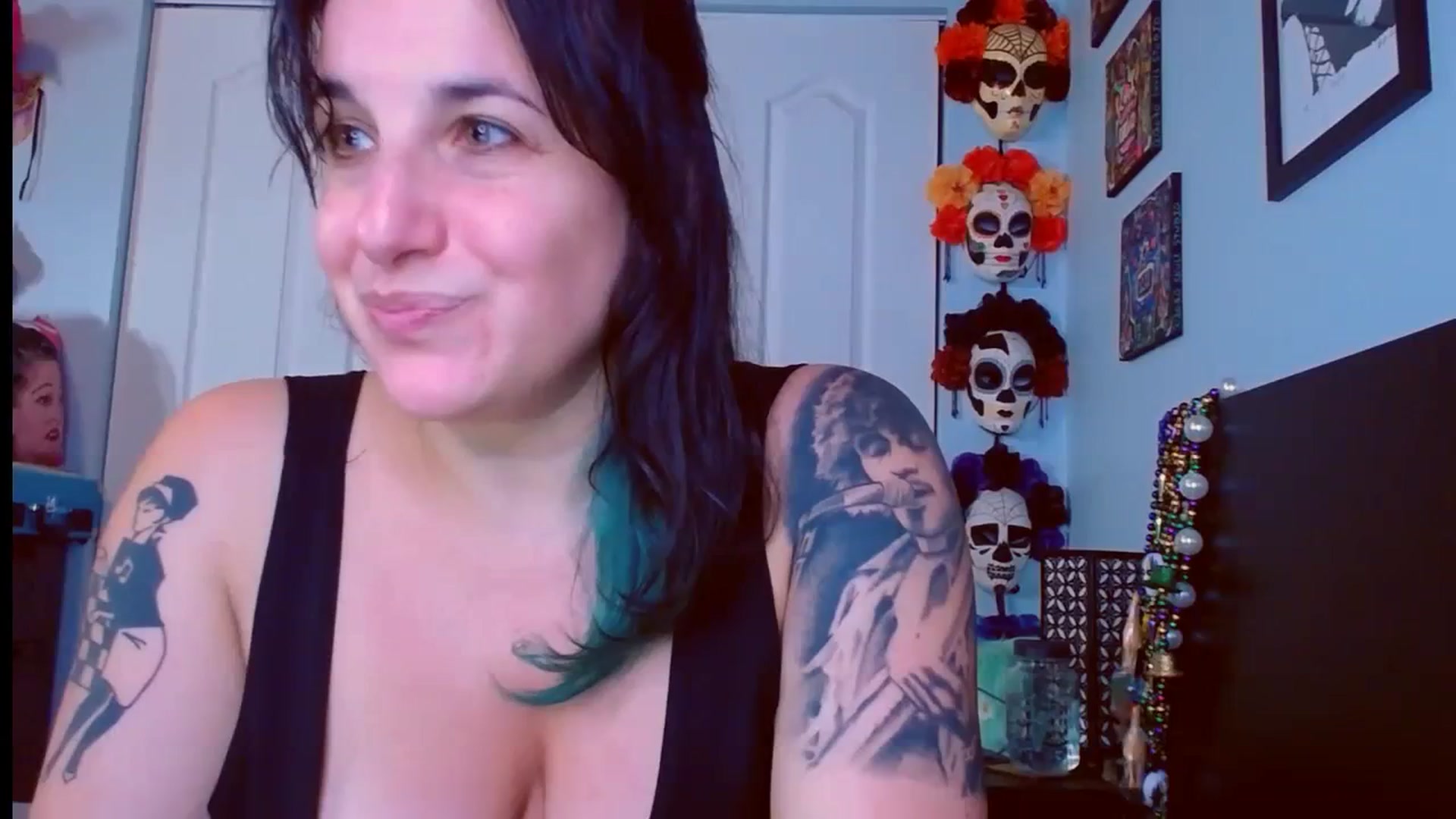 Gallery image thumbnail from abustybabe's myfreecams stream on, 09/20/2023, 20:09 image 17 of 20