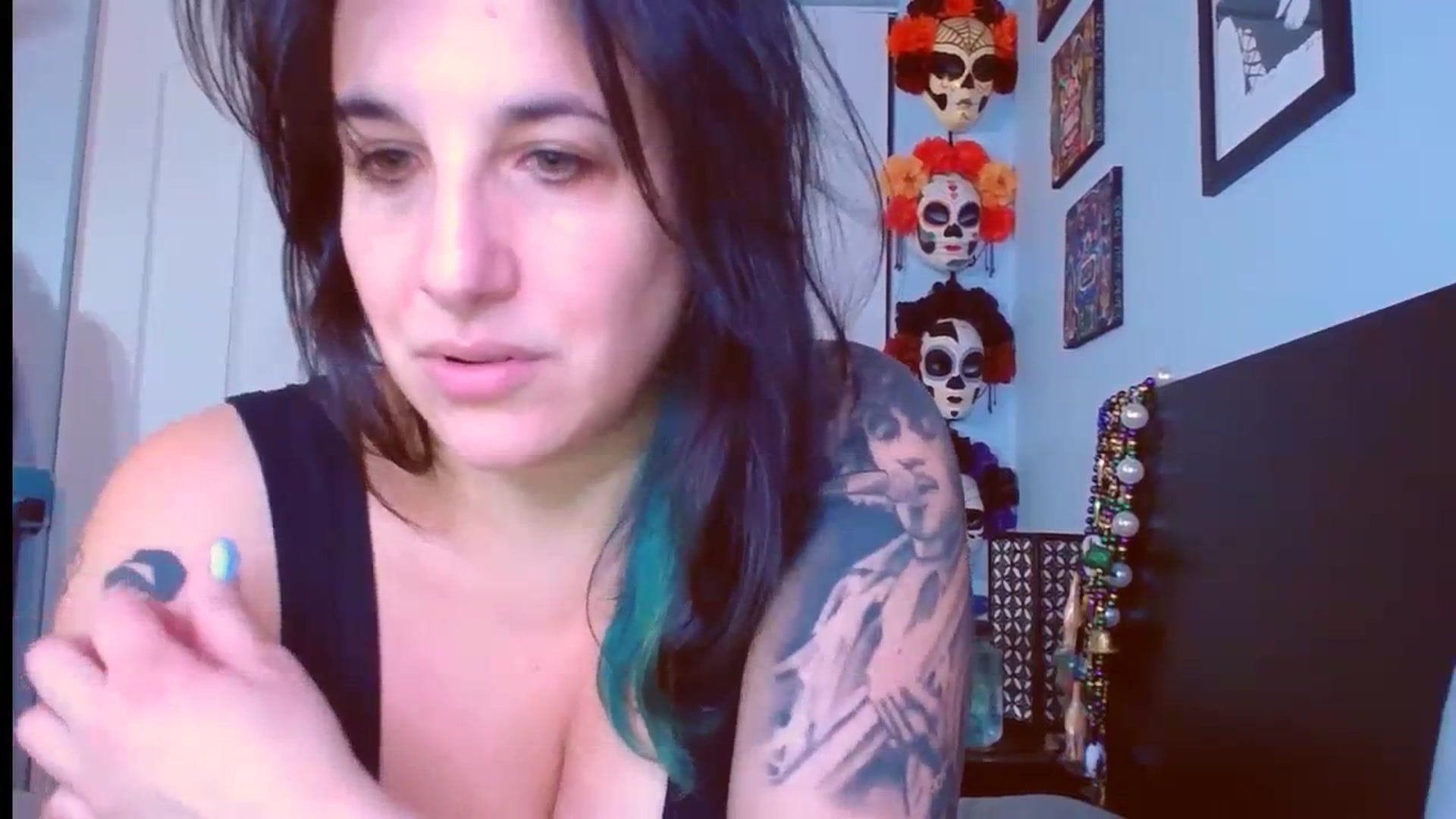 Gallery image thumbnail from abustybabe's myfreecams stream on, 09/25/2023, 21:34 image 14 of 20
