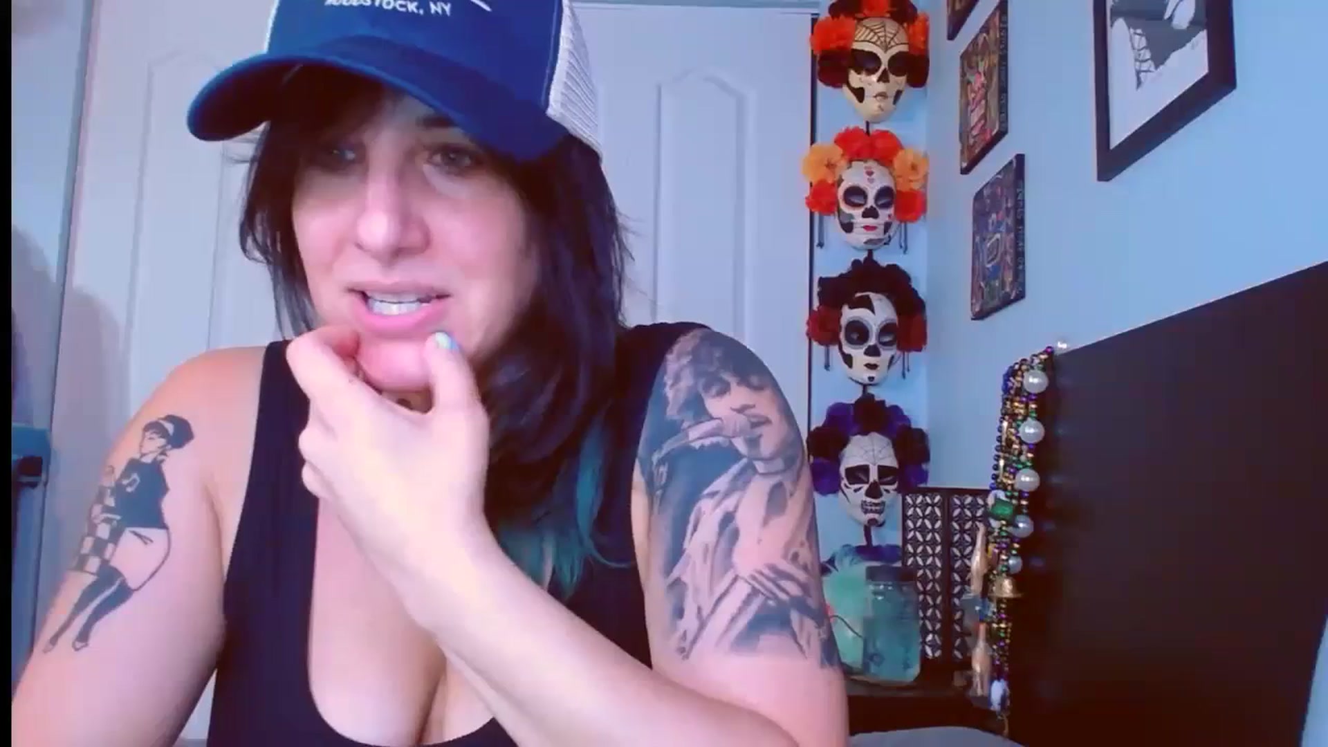 Gallery image thumbnail from abustybabe's myfreecams stream on, 09/25/2023, 21:34 image 6 of 20