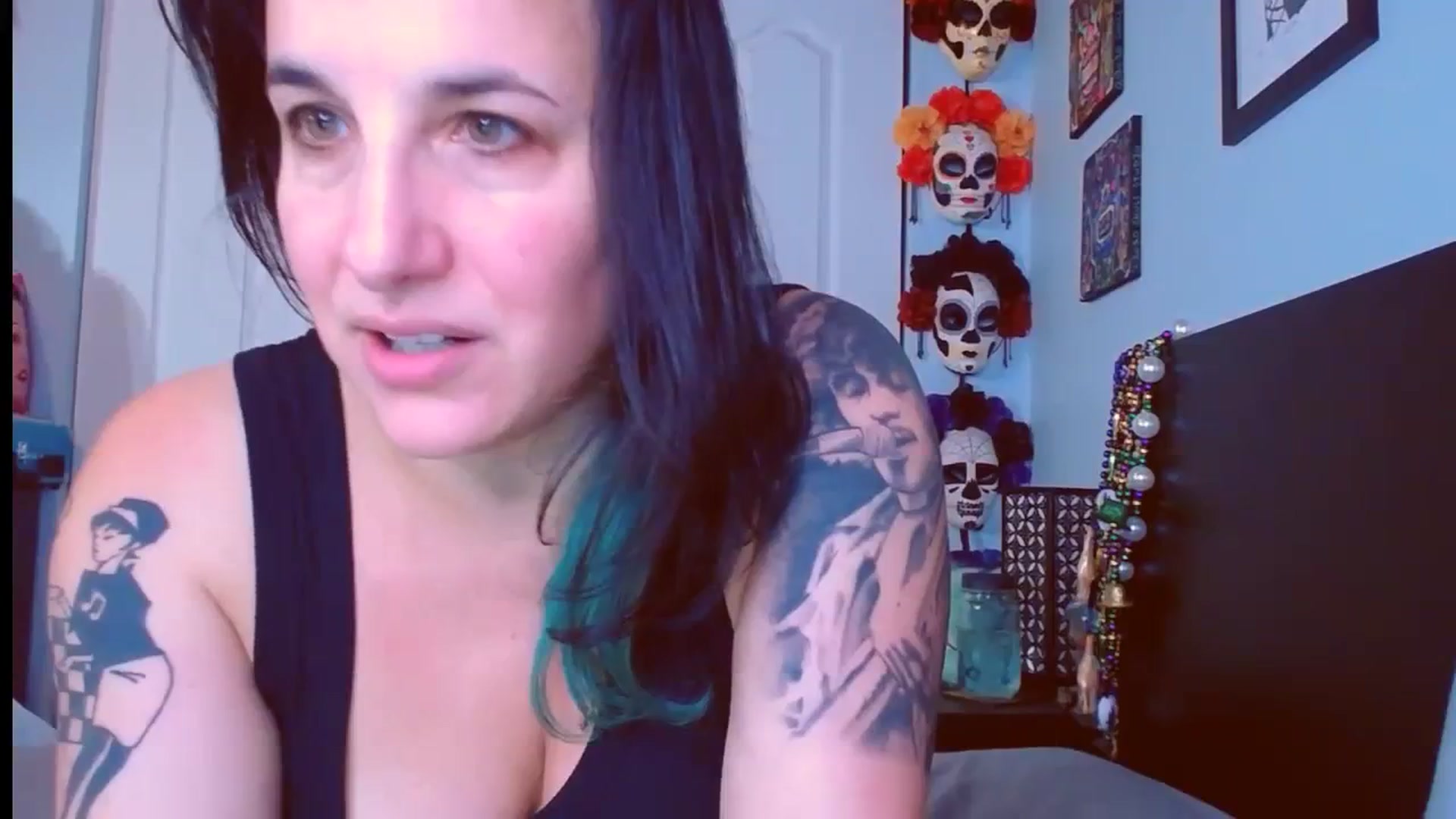 Gallery image thumbnail from abustybabe's myfreecams stream on, 09/25/2023, 21:34 image 1 of 20