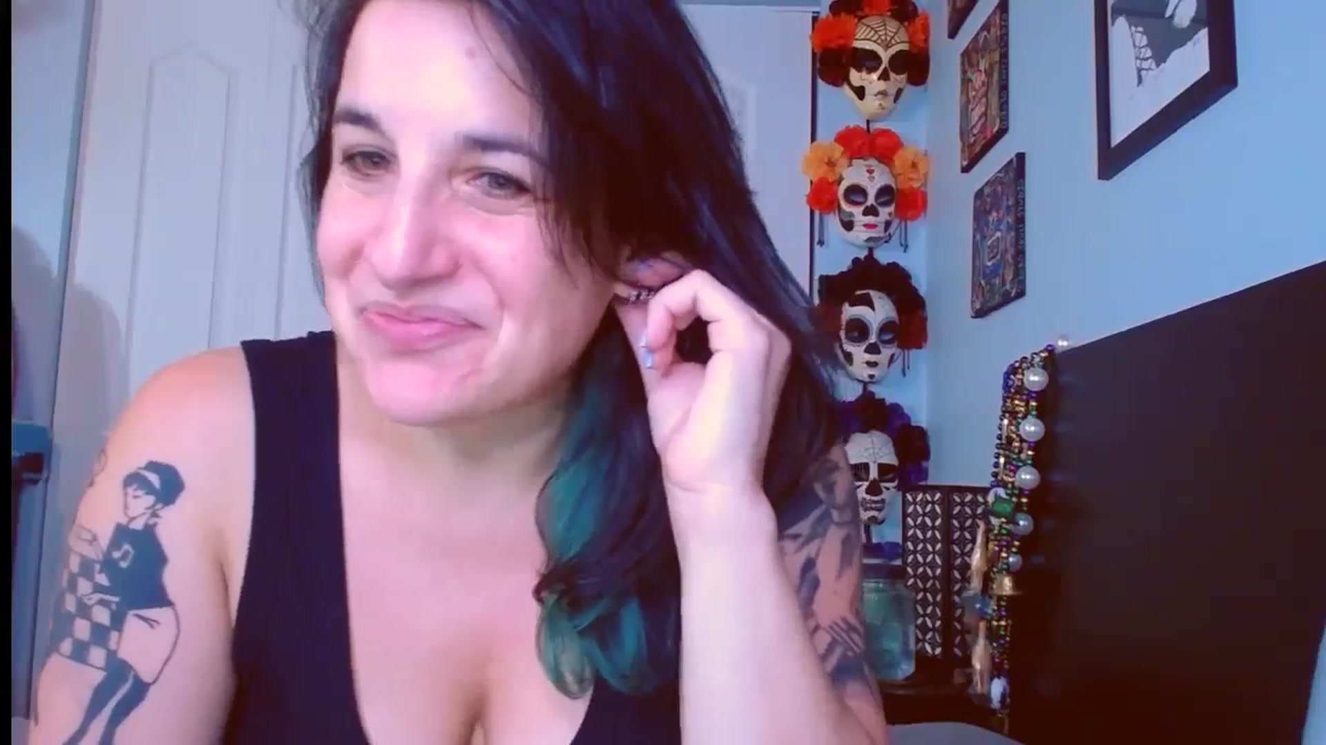 Gallery image thumbnail from abustybabe's myfreecams stream on, 09/25/2023, 21:34 image 9 of 20