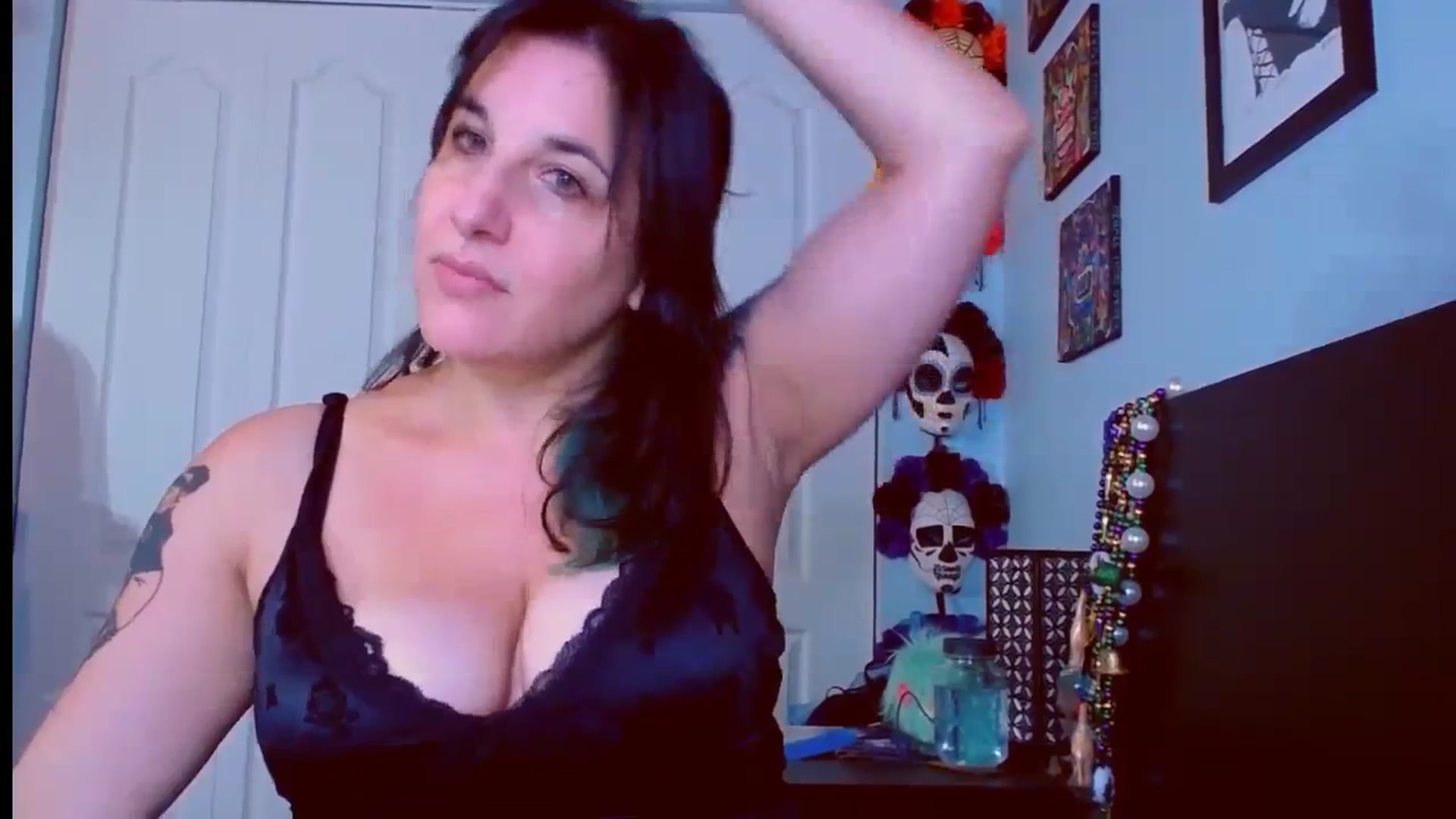 Gallery image thumbnail from abustybabe's myfreecams stream on, 09/26/2023, 21:00 image 14 of 20
