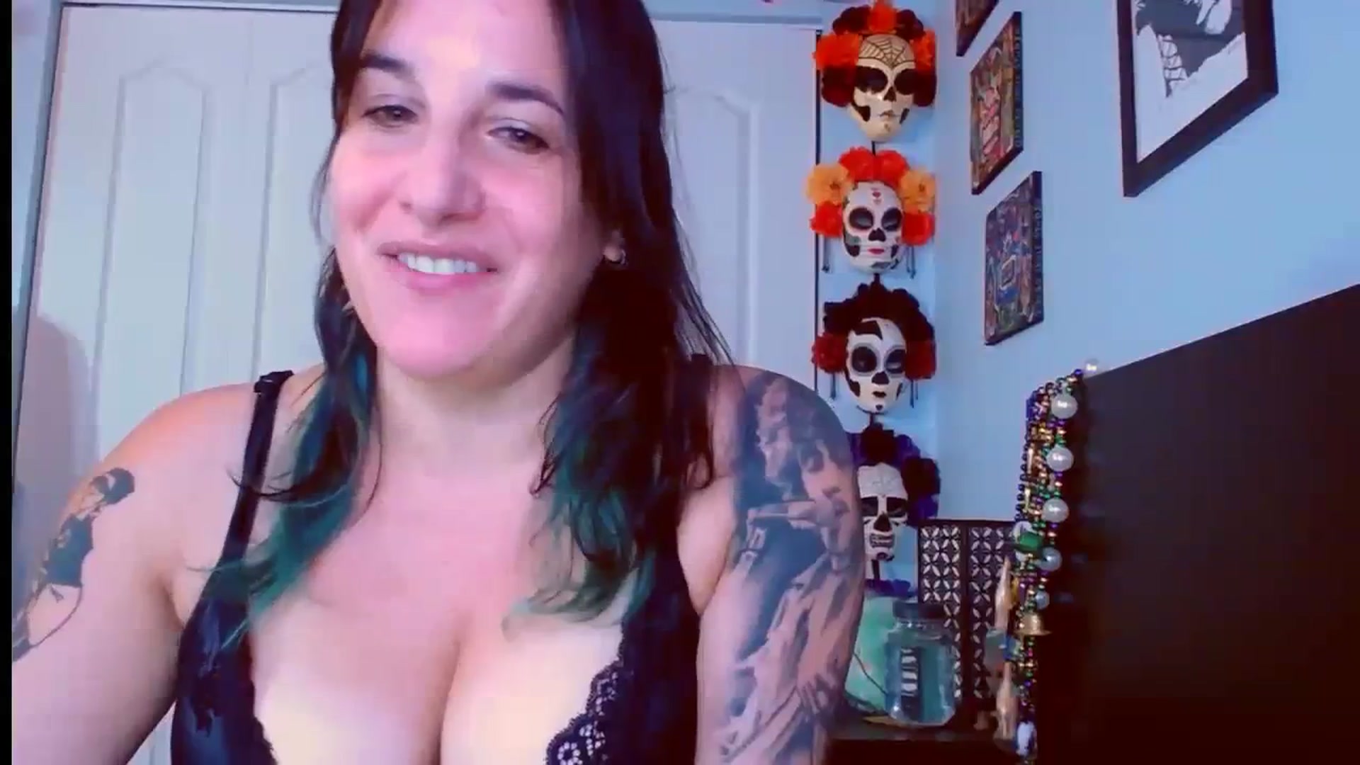 Gallery image thumbnail from abustybabe's myfreecams stream on, 09/26/2023, 21:00 image 2 of 20
