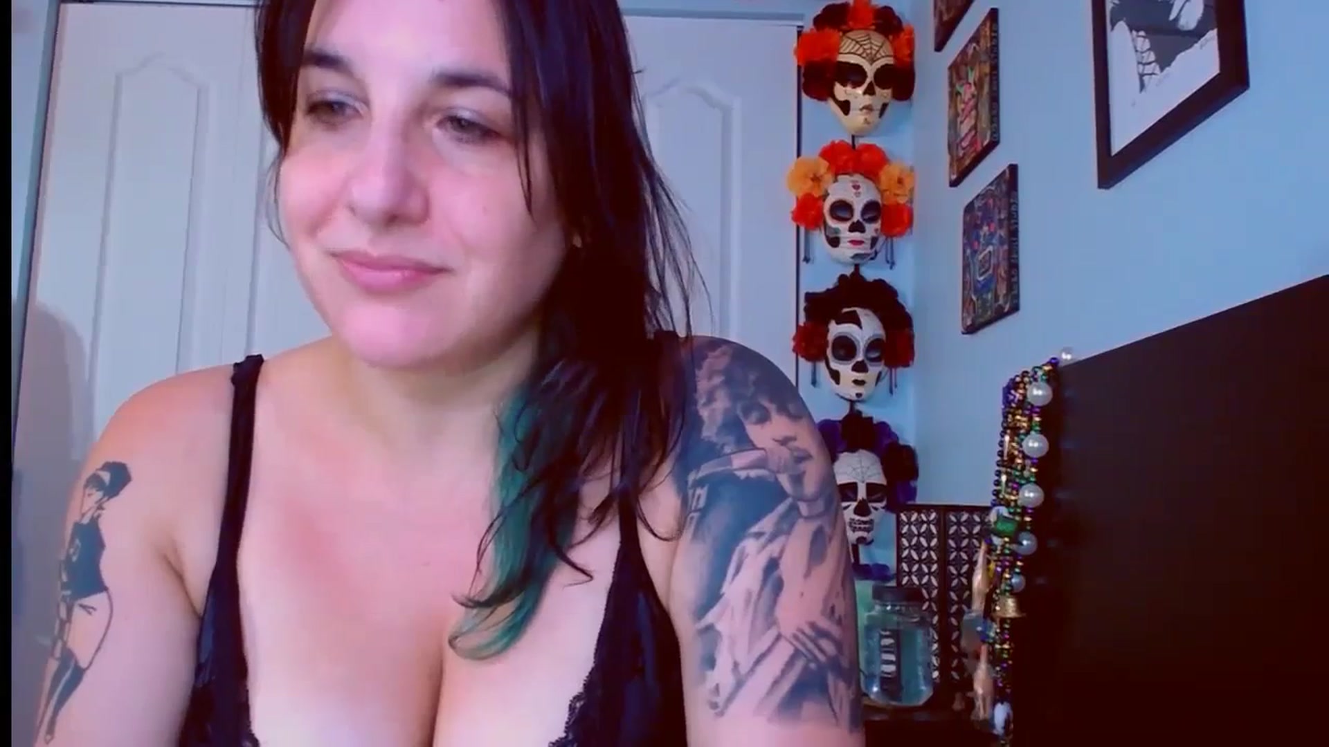 Gallery image thumbnail from abustybabe's myfreecams stream on, 09/26/2023, 21:00 image 7 of 20