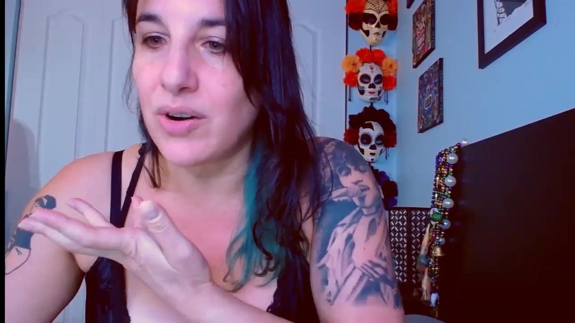 Gallery image thumbnail from abustybabe's myfreecams stream on, 09/26/2023, 21:43 image 7 of 20
