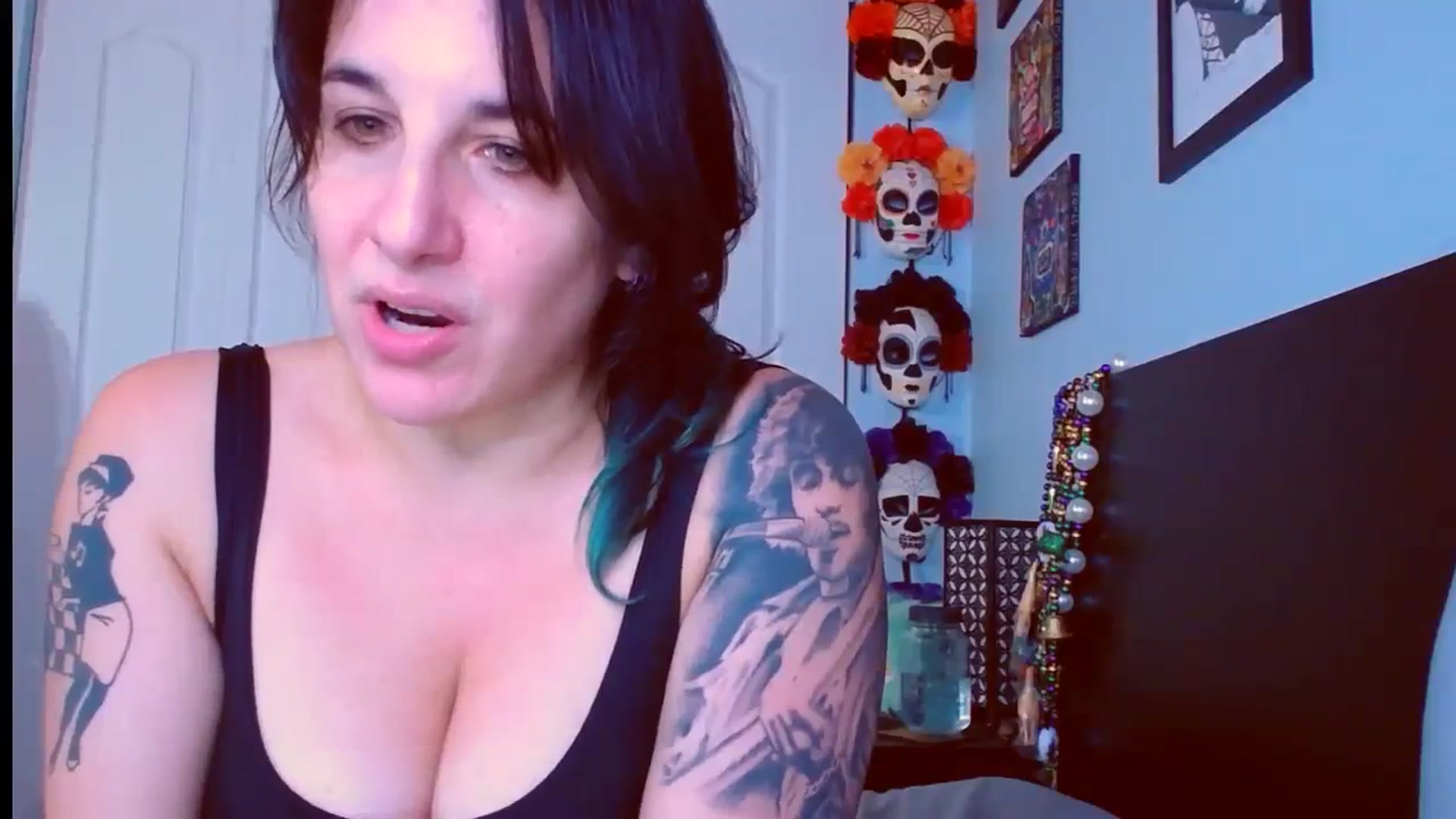 Gallery image thumbnail from abustybabe's myfreecams stream on, 09/27/2023, 21:34 image 11 of 20