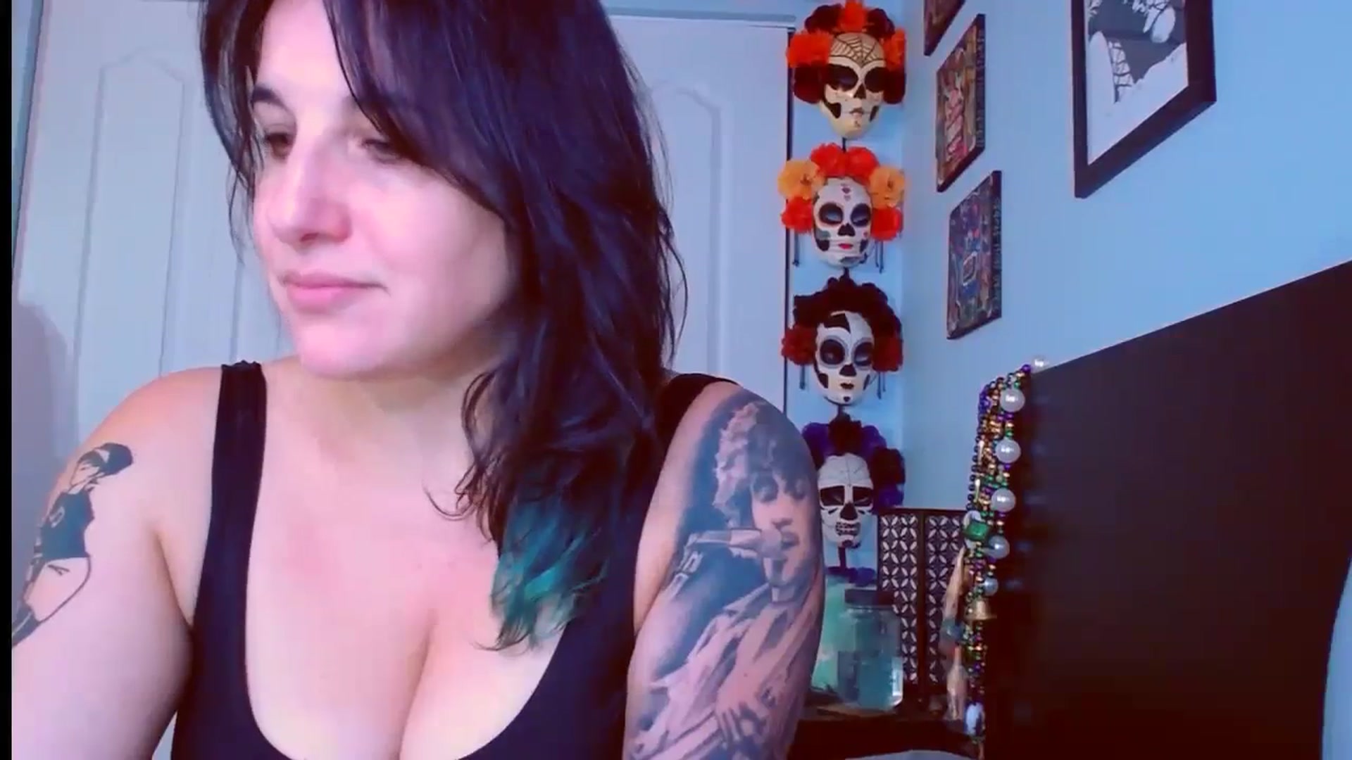 Gallery image thumbnail from abustybabe's myfreecams stream on, 09/27/2023, 21:34 image 12 of 20