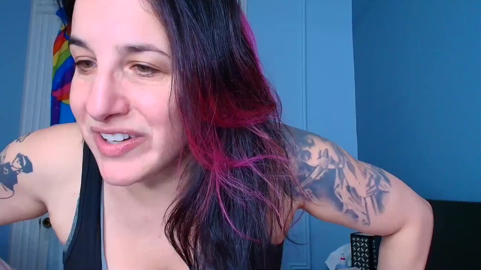 Gallery image thumbnail from abustybabe's myfreecams stream on, 03/04/2026, 22:38 image 6 of 20