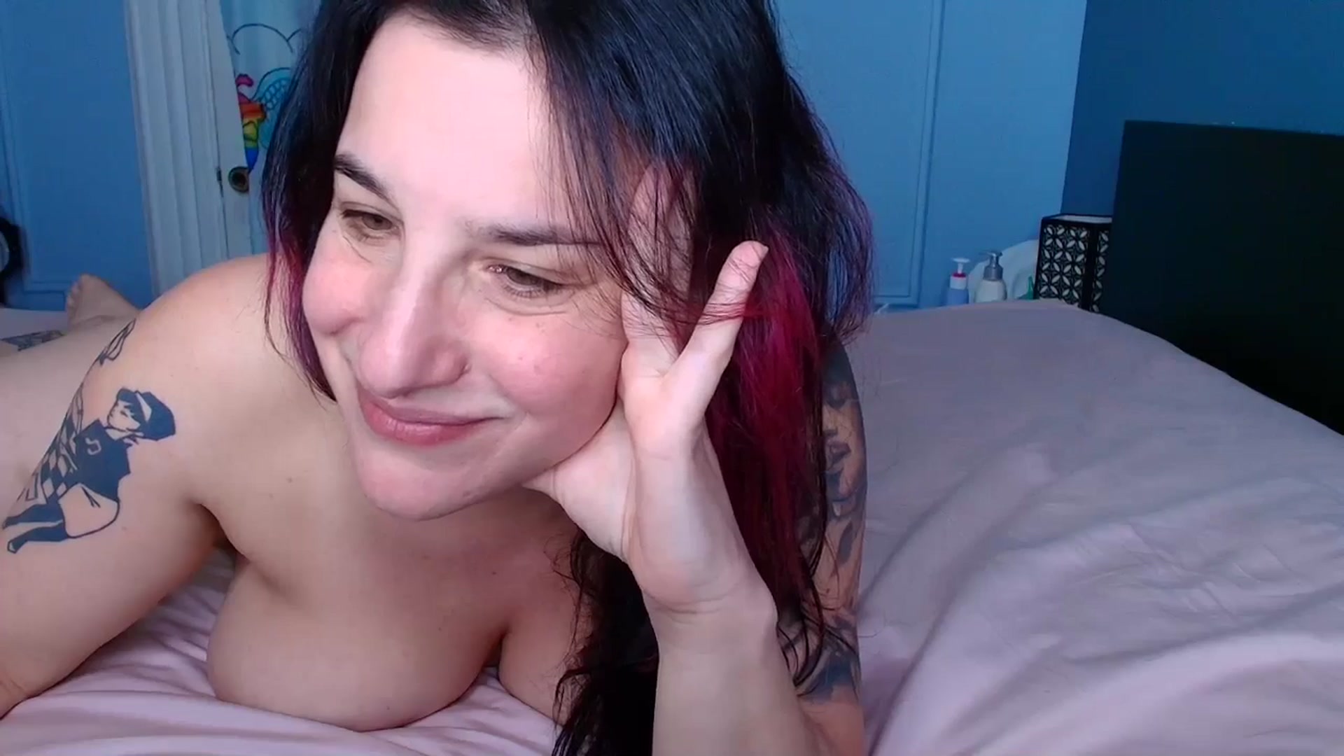 Gallery image thumbnail from abustybabe's myfreecams stream on, 03/06/2026, 22:46 image 14 of 20