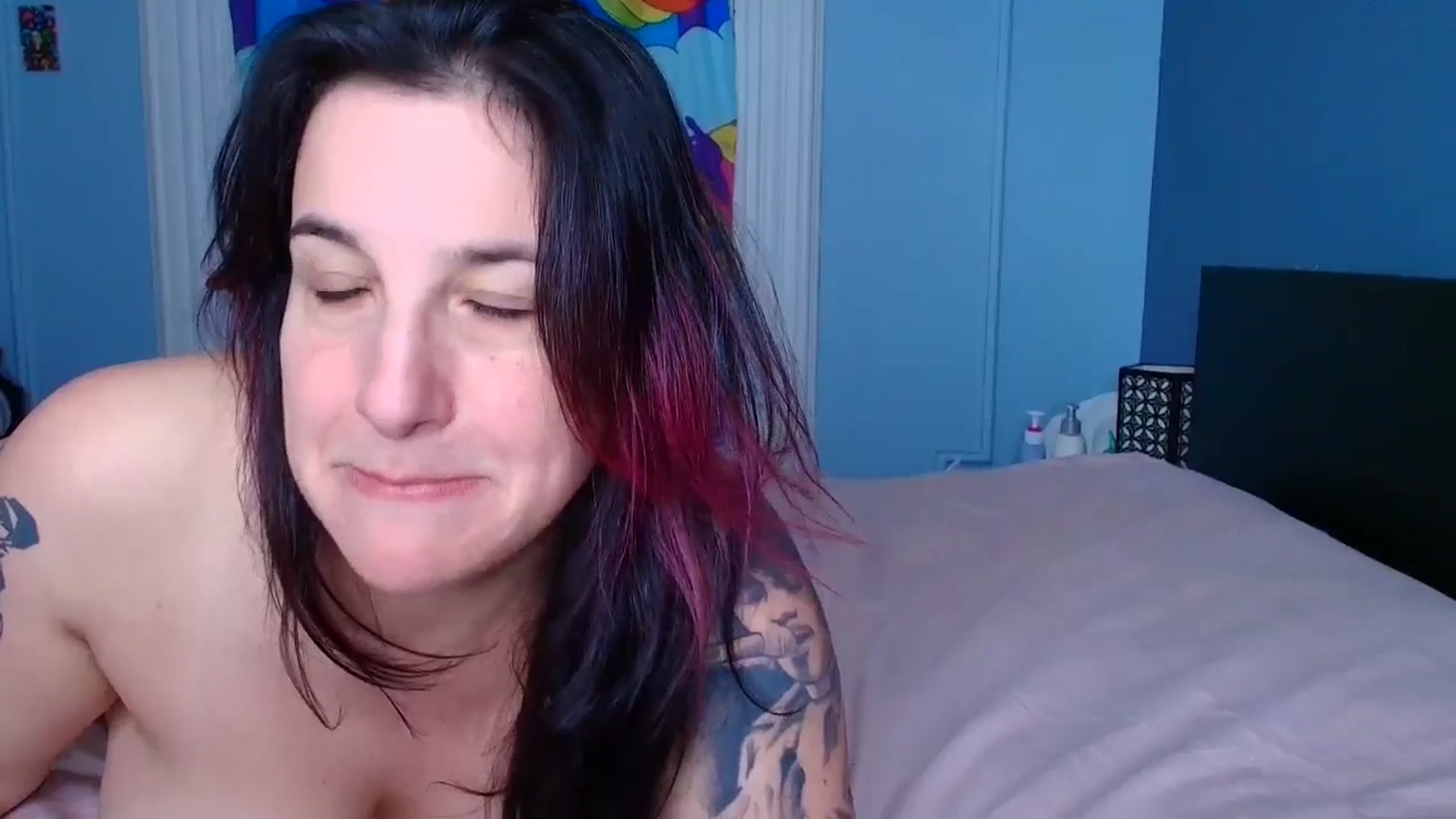 Gallery image thumbnail from abustybabe's myfreecams stream on, 03/06/2026, 22:46 image 10 of 20