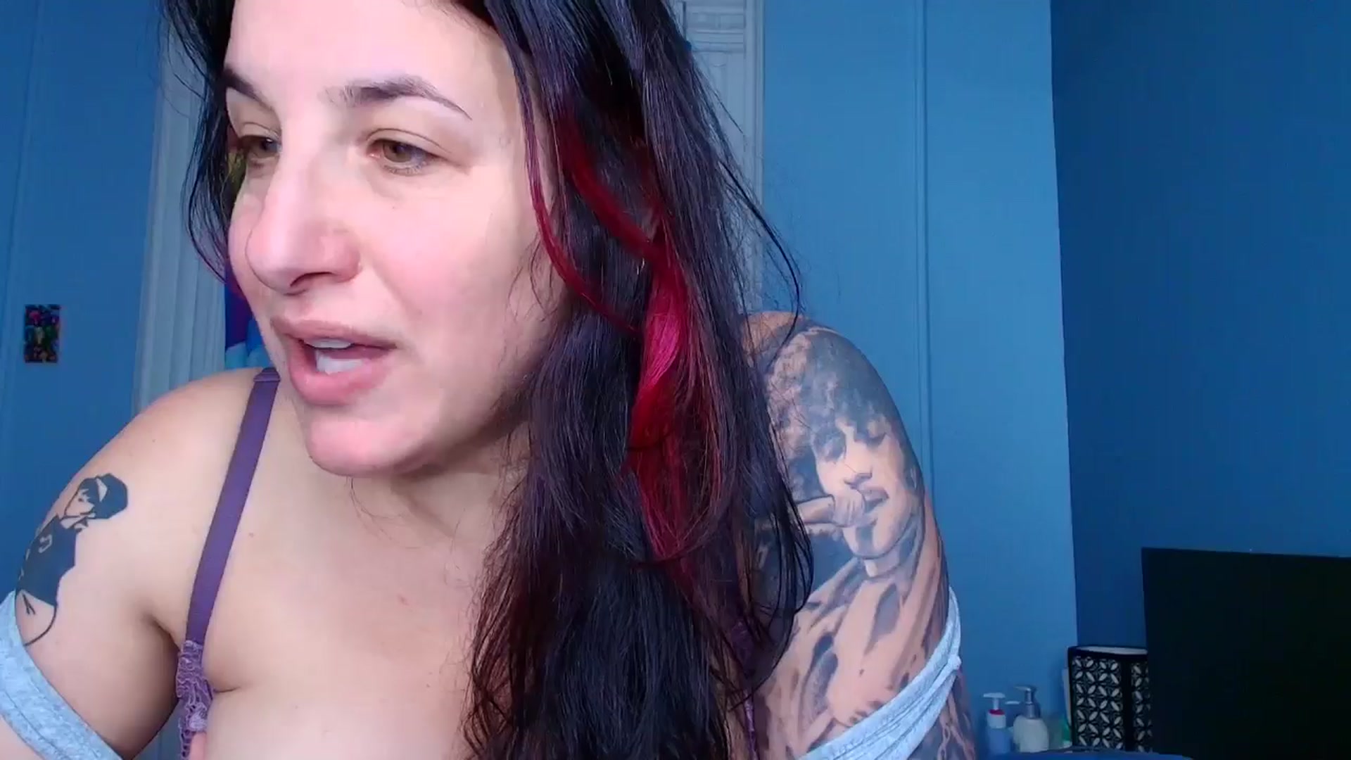 Gallery image thumbnail from abustybabe's myfreecams stream on, 03/09/2026, 21:39 image 14 of 20