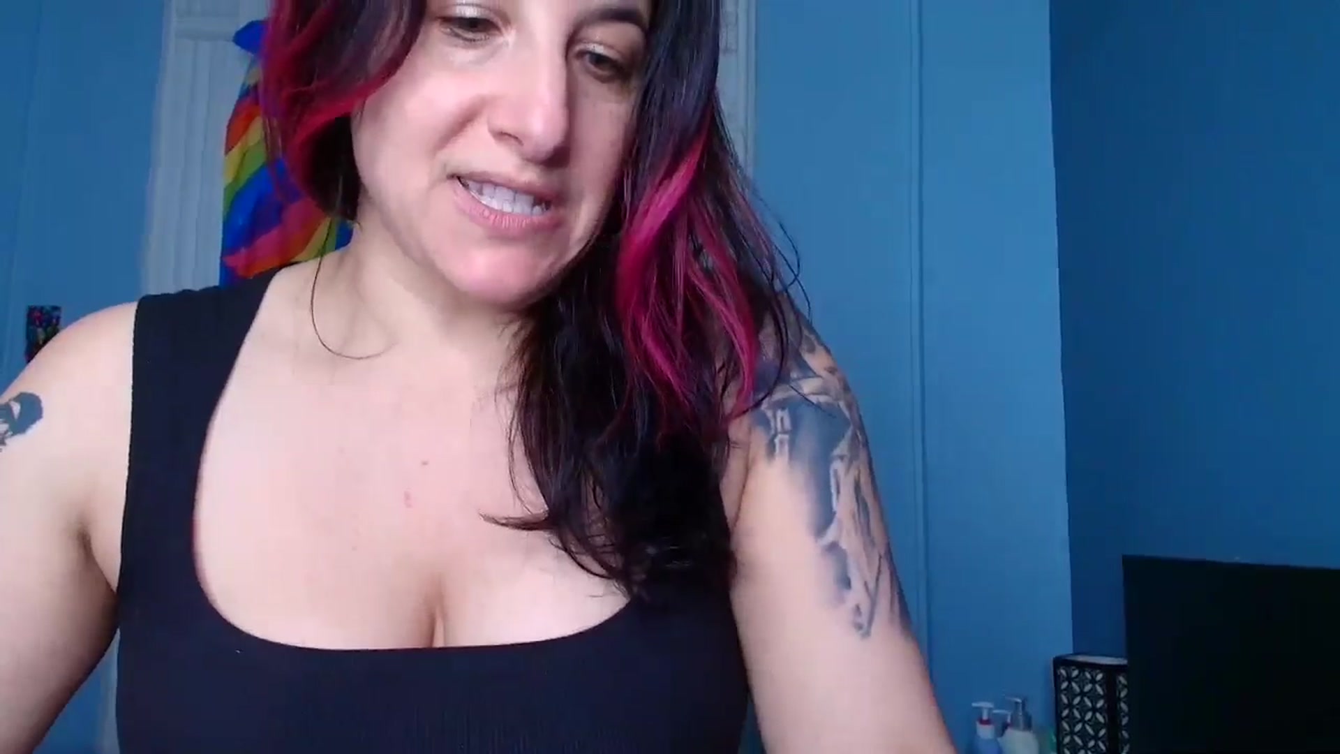 Gallery image thumbnail from abustybabe's myfreecams stream on, 03/11/2026, 21:21 image 9 of 20