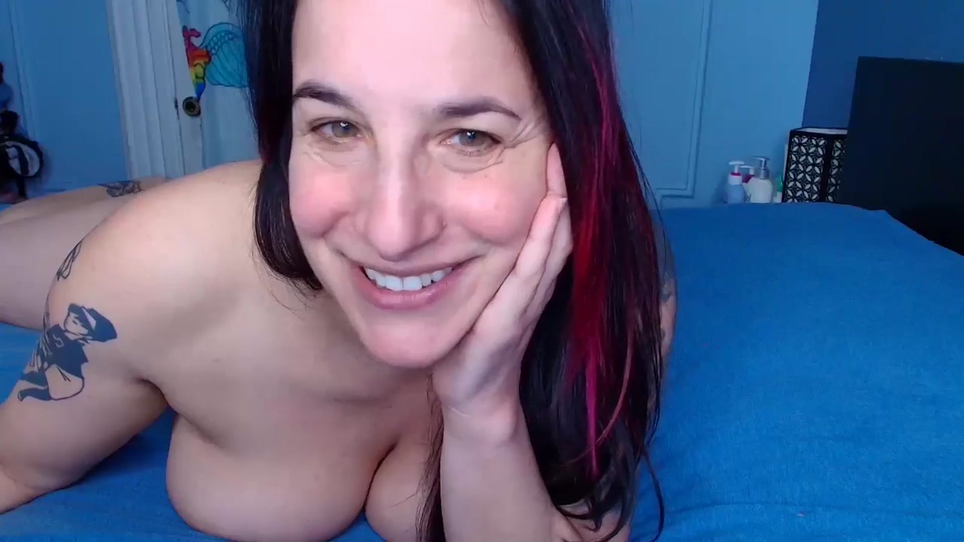 Gallery image thumbnail from abustybabe's myfreecams stream on, 03/13/2026, 21:27 image 8 of 20