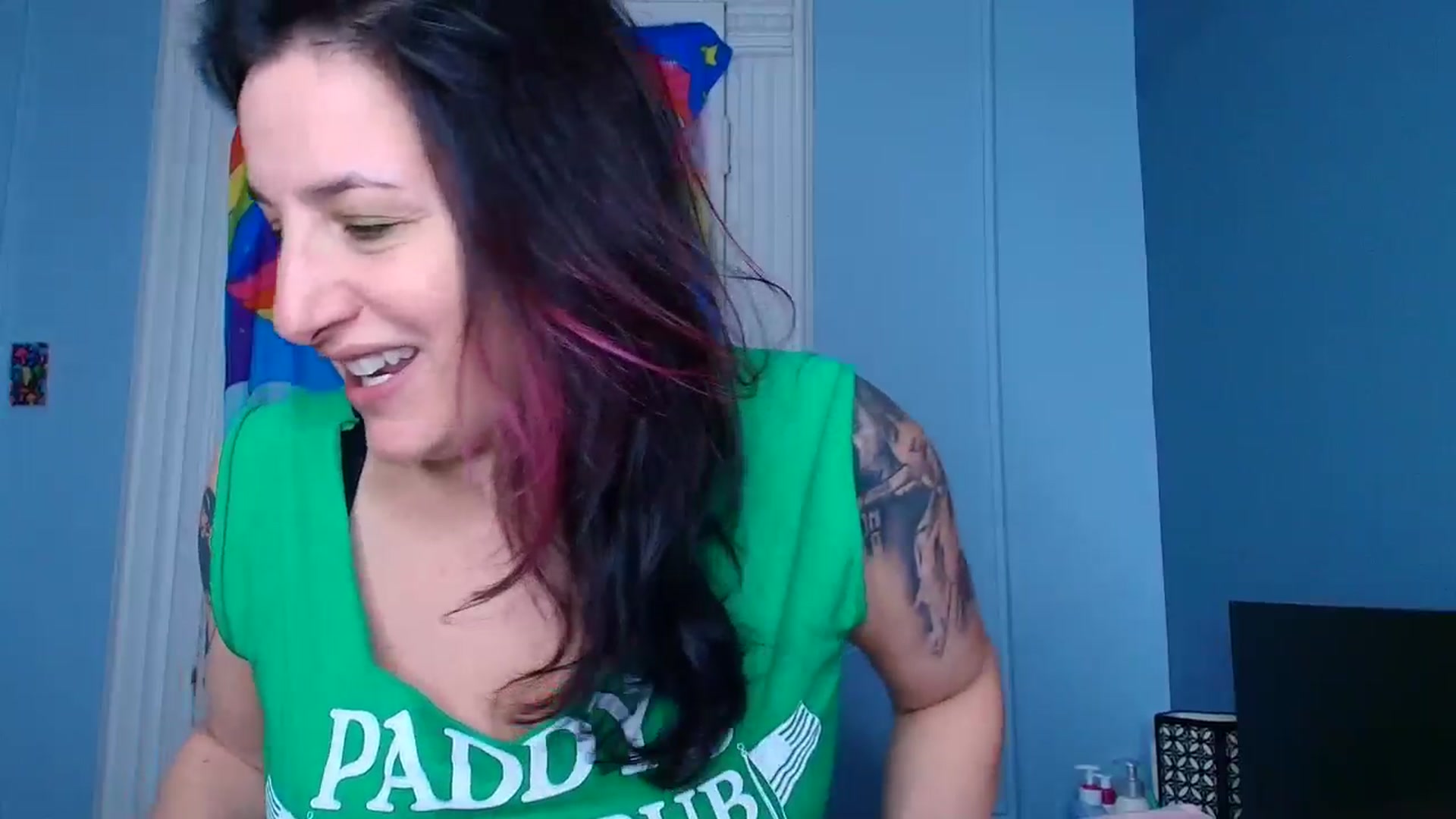 Gallery image thumbnail from abustybabe's myfreecams stream on, 03/17/2026, 21:13 image 11 of 20