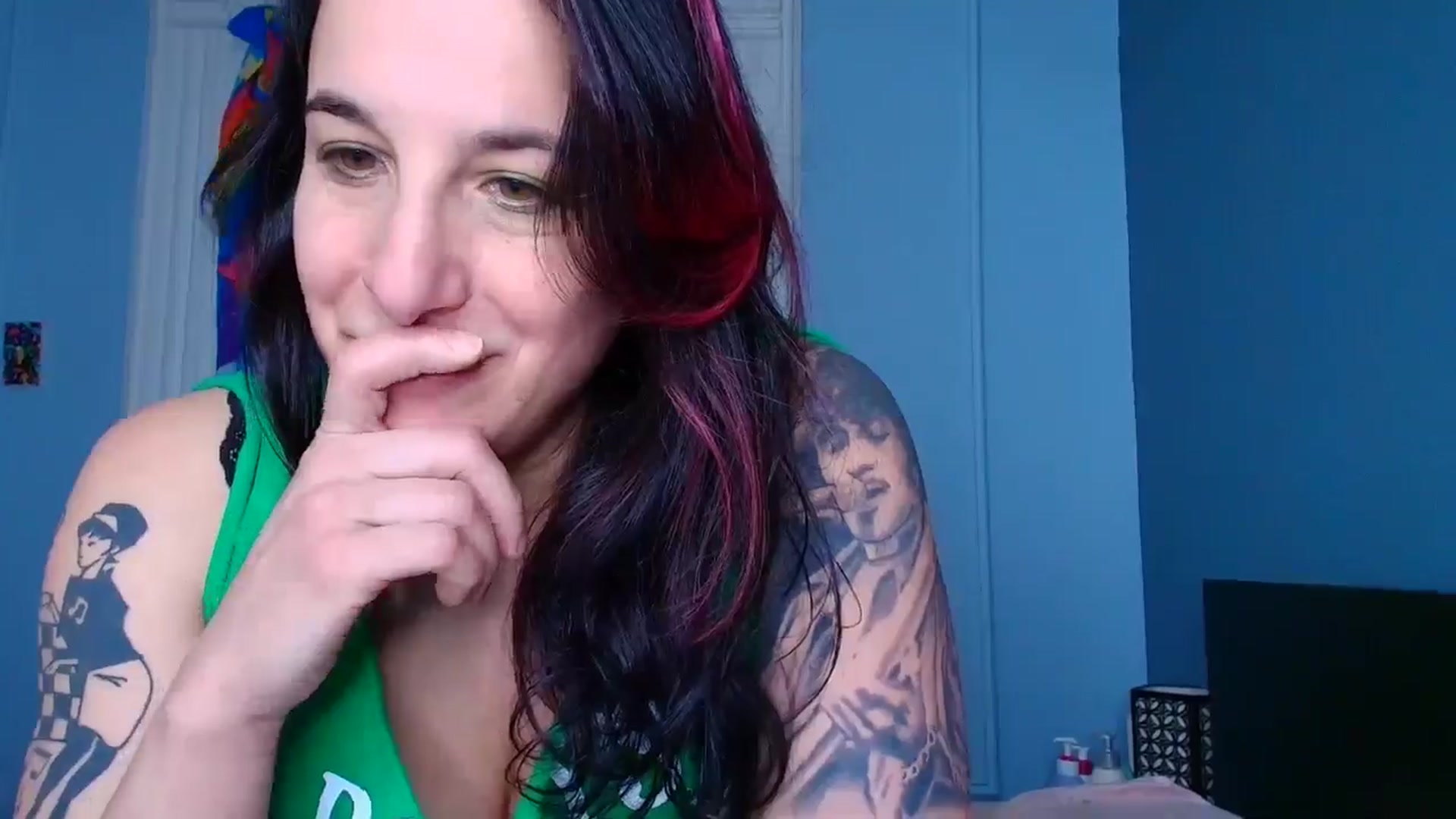 Gallery image thumbnail from abustybabe's myfreecams stream on, 03/17/2026, 21:13 image 14 of 20