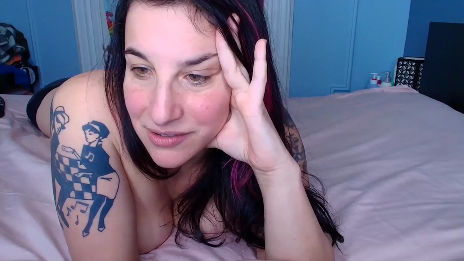 Gallery image thumbnail from abustybabe's myfreecams stream on, 03/18/2026, 21:14 image 14 of 20