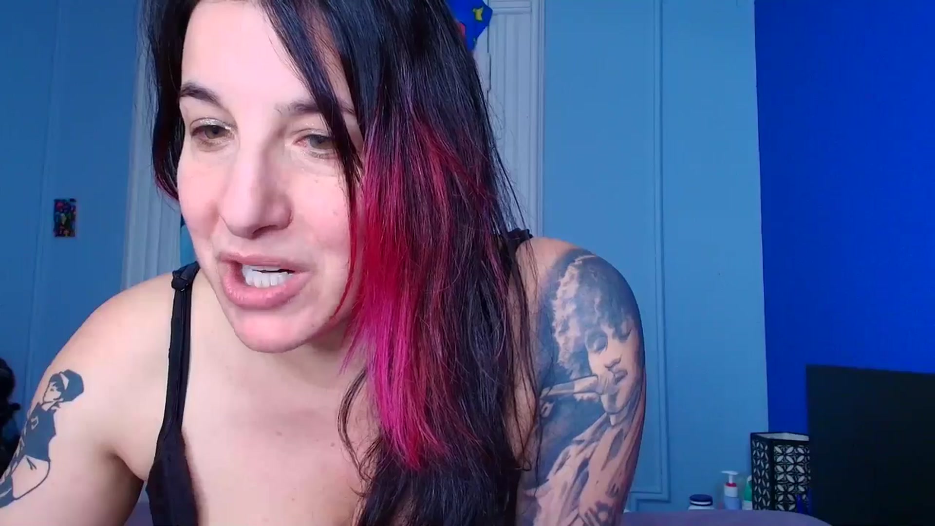 Gallery image thumbnail from abustybabe's myfreecams stream on, 03/27/2026, 21:37 image 6 of 20