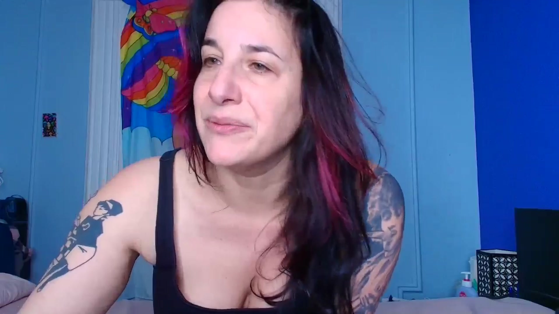 Gallery image thumbnail from abustybabe's myfreecams stream on, 03/31/2026, 21:41 image 17 of 20