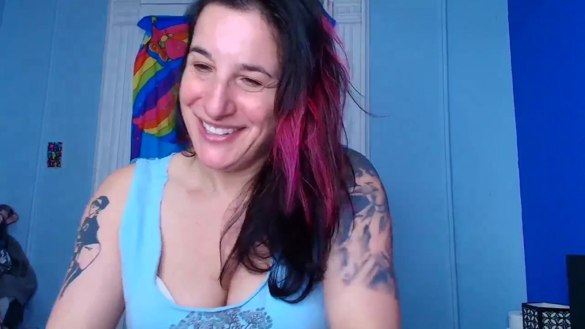 Gallery image thumbnail from abustybabe's myfreecams stream on, 04/01/2026, 21:09 image 3 of 20