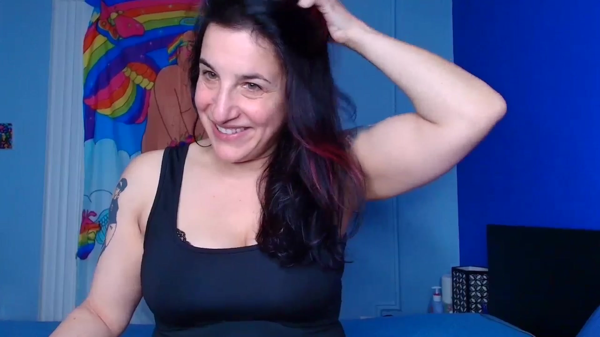 Gallery image thumbnail from abustybabe's myfreecams stream on, 04/06/2026, 21:17 image 2 of 20