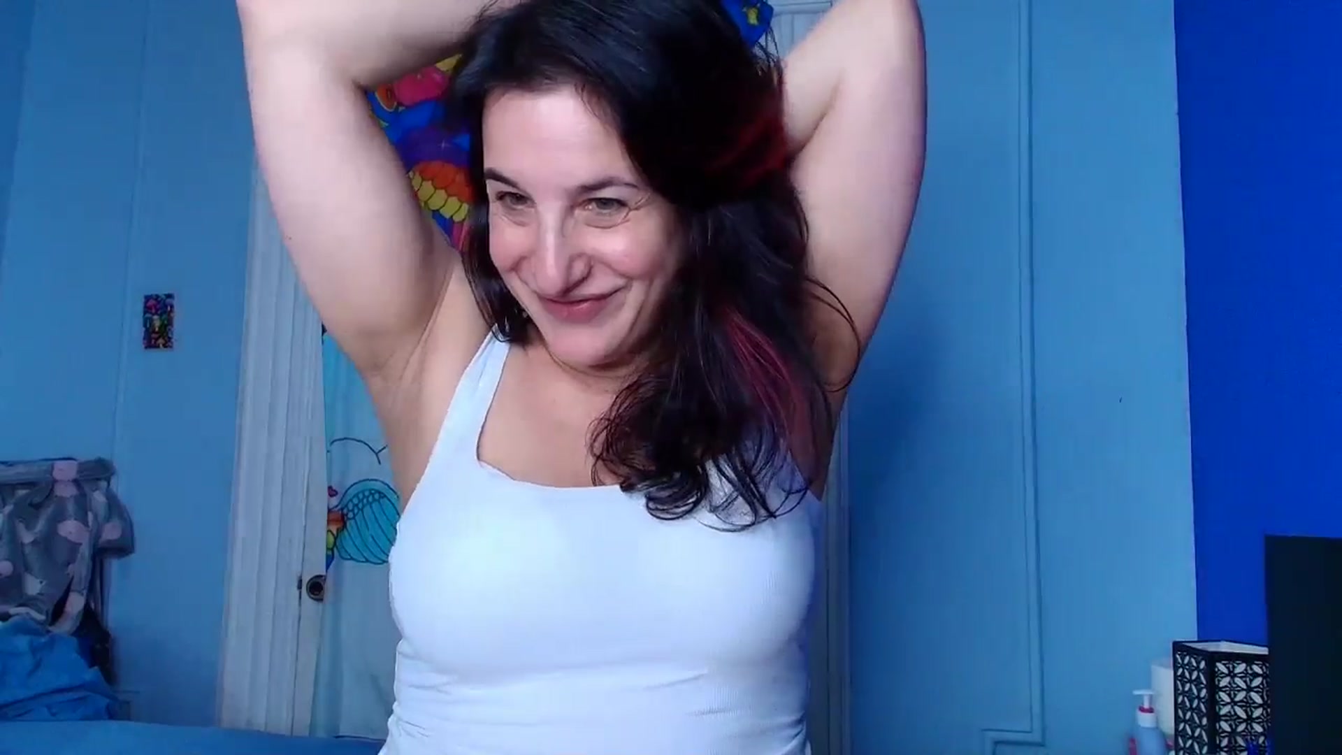 Gallery image thumbnail from abustybabe's myfreecams stream on, 04/10/2026, 21:32 image 16 of 20