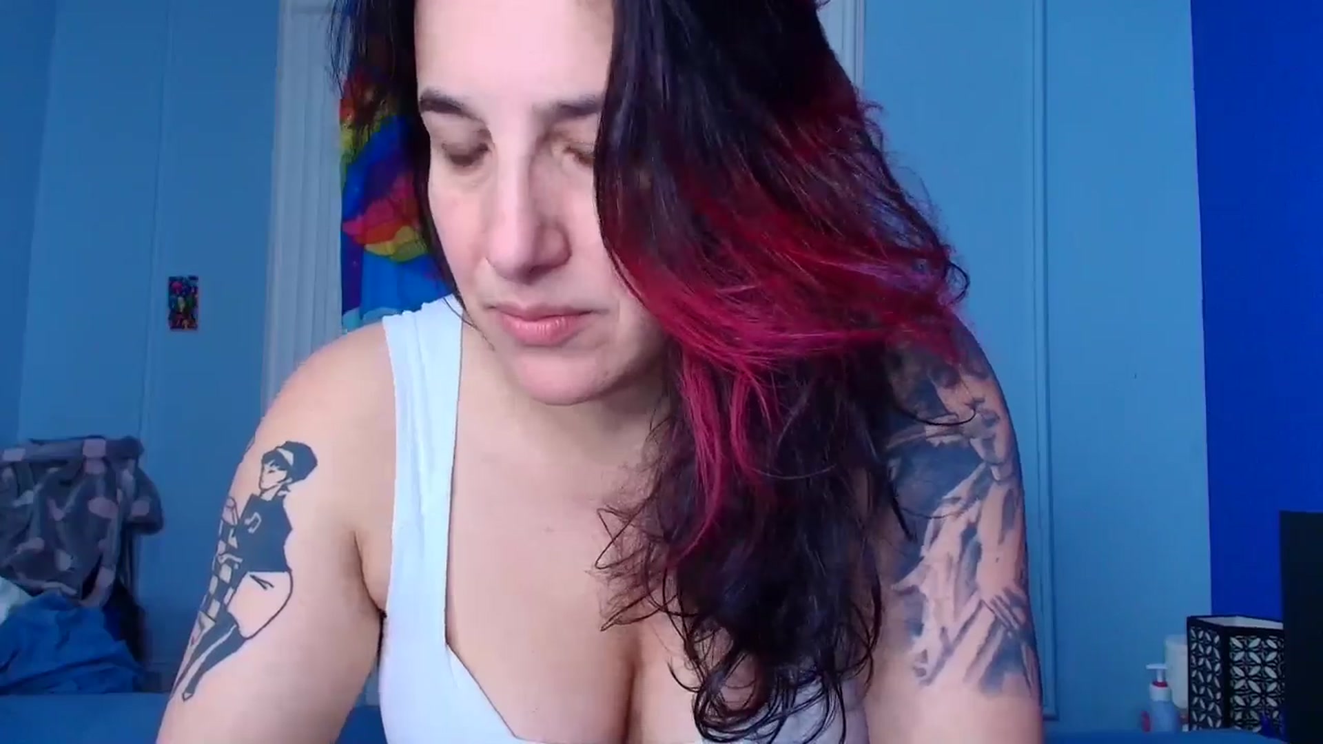 Gallery image thumbnail from abustybabe's myfreecams stream on, 04/10/2026, 21:32 image 14 of 20