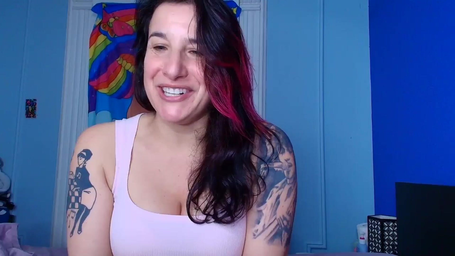 Gallery image thumbnail from abustybabe's myfreecams stream on, 04/13/2026, 20:56 image 7 of 20