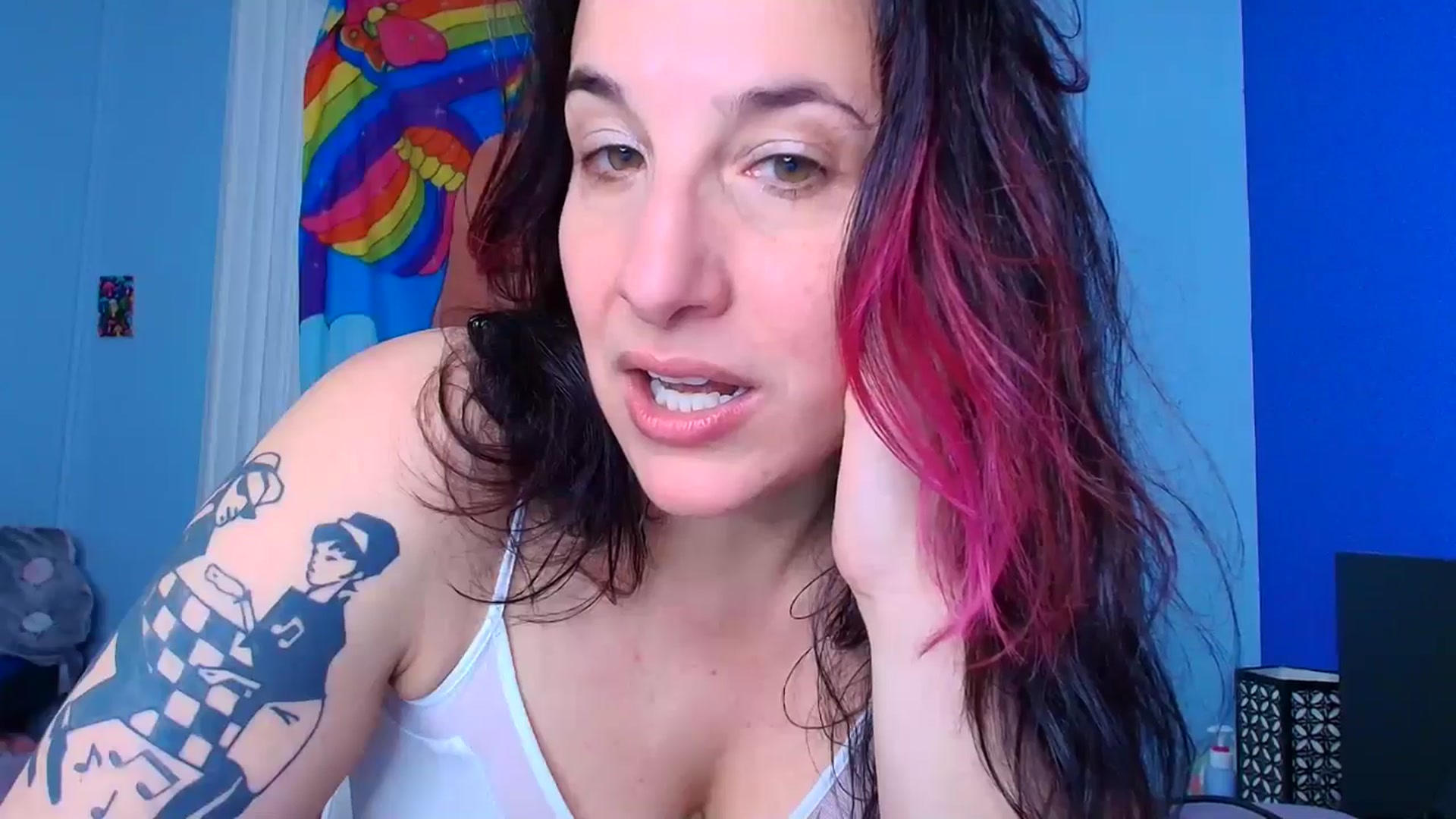 Gallery image thumbnail from abustybabe's myfreecams stream on, 04/17/2026, 21:23 image 2 of 20