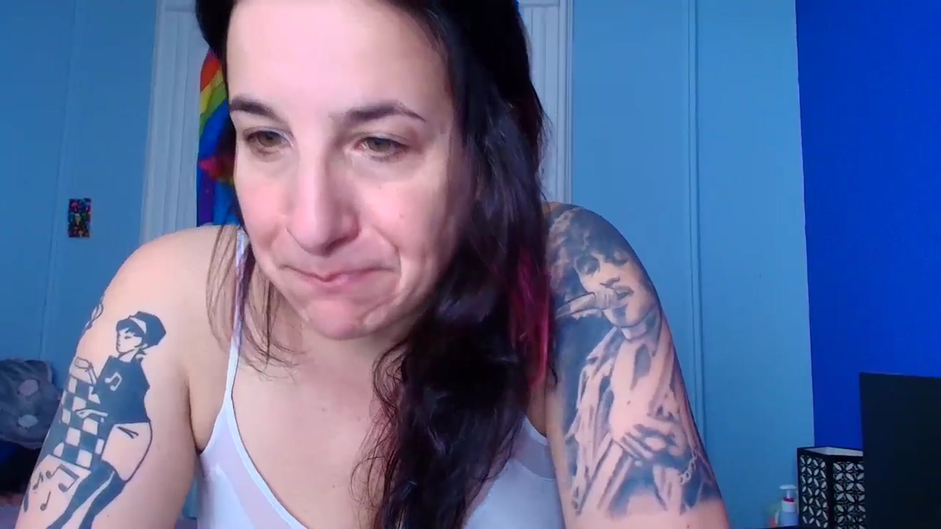 Gallery image thumbnail from abustybabe's myfreecams stream on, 04/17/2026, 21:23 image 4 of 20