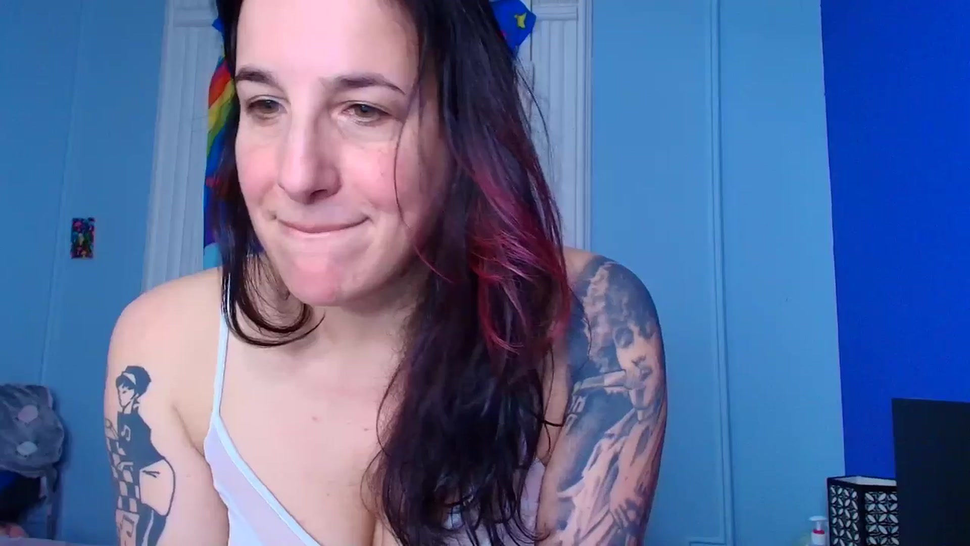 Gallery image thumbnail from abustybabe's myfreecams stream on, 04/17/2026, 21:23 image 15 of 20