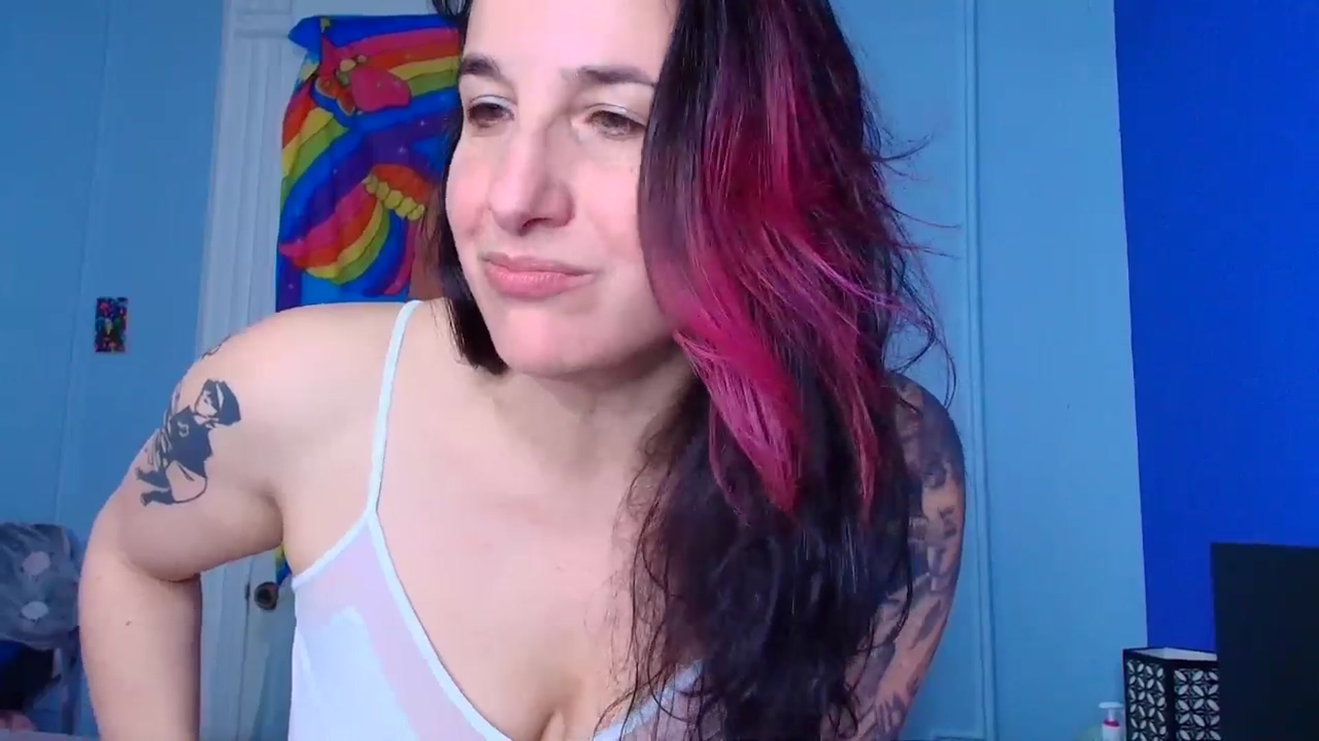Gallery image thumbnail from abustybabe's myfreecams stream on, 04/17/2026, 21:23 image 11 of 20