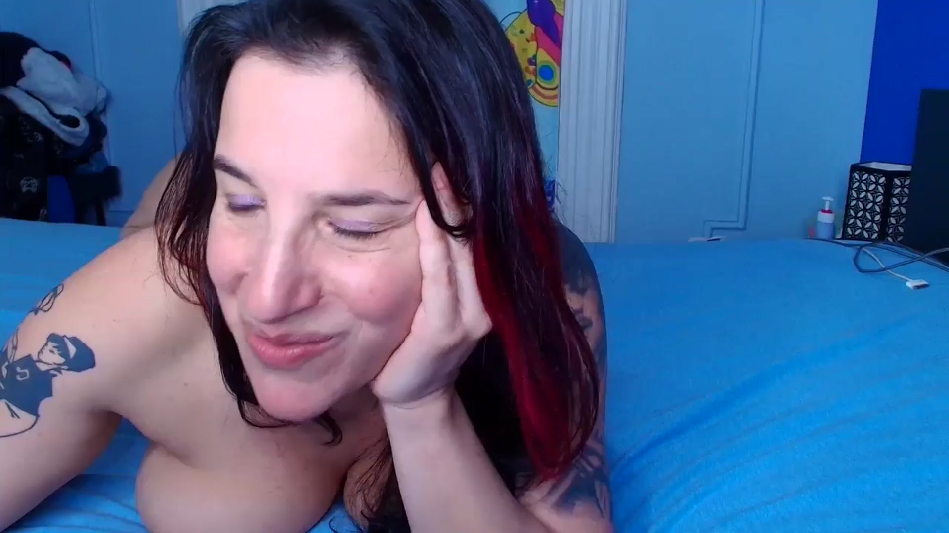 Gallery image thumbnail from abustybabe's myfreecams stream on, 04/22/2026, 21:34 image 20 of 20