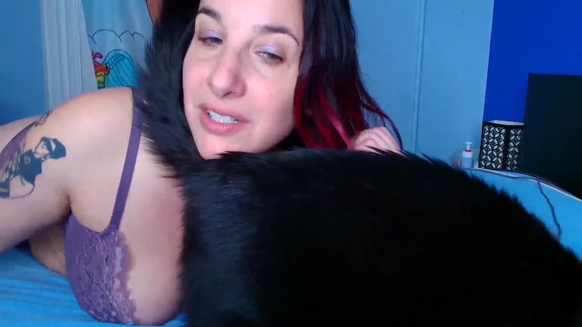 Gallery image thumbnail from abustybabe's myfreecams stream on, 04/22/2026, 21:34 image 3 of 20