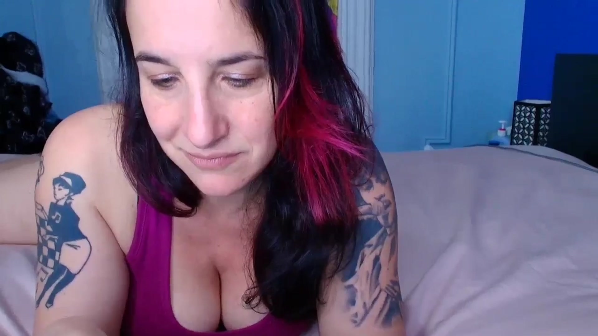 Gallery image thumbnail from abustybabe's myfreecams stream on, 04/29/2026, 21:07 image 8 of 20