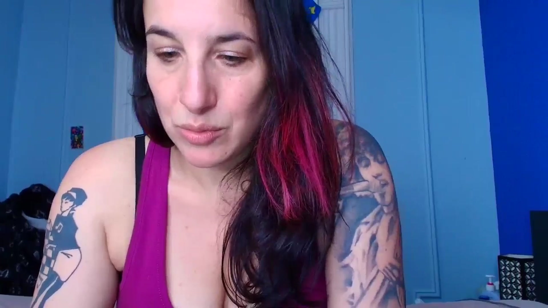 Gallery image thumbnail from abustybabe's myfreecams stream on, 04/29/2026, 21:07 image 12 of 20