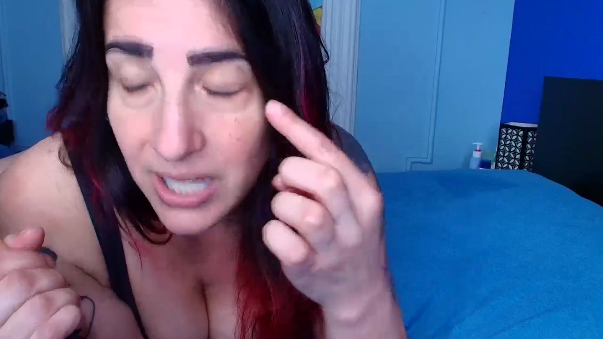 Gallery image thumbnail from abustybabe's myfreecams stream on, 05/05/2026, 21:37 image 18 of 20