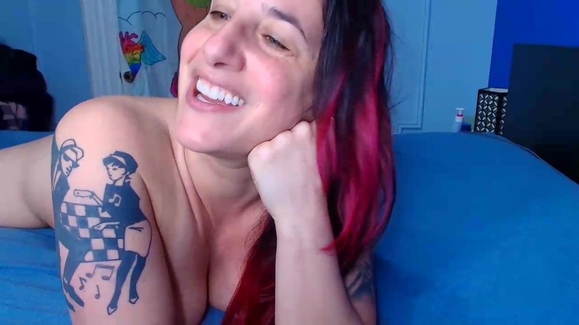 Gallery image thumbnail from abustybabe's myfreecams stream on, 05/06/2026, 21:13 image 17 of 20