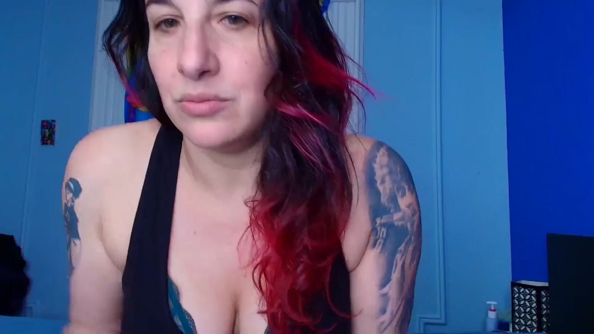 Gallery image thumbnail from abustybabe's myfreecams stream on, 05/07/2026, 21:06 image 8 of 20