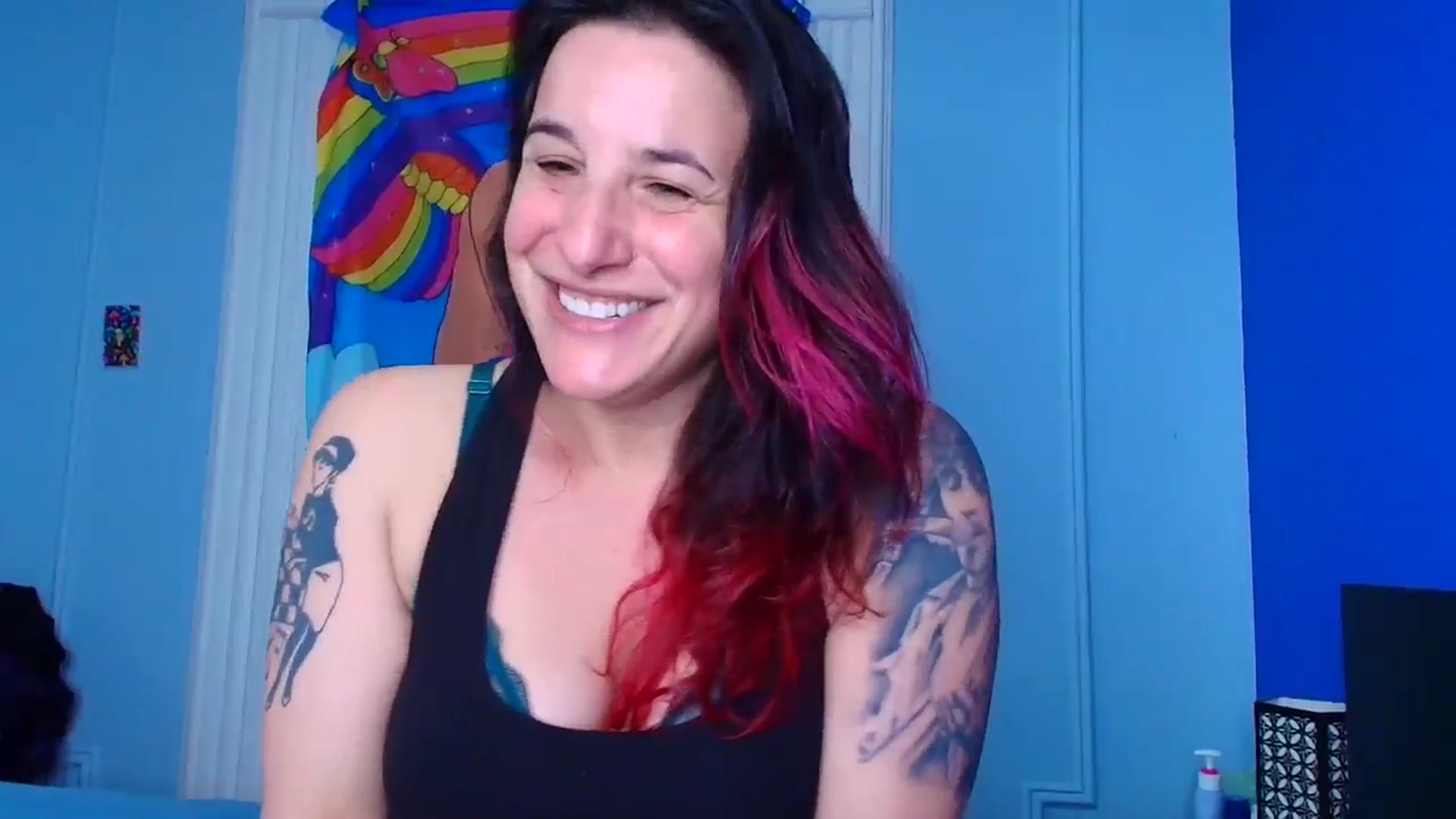 Gallery image thumbnail from abustybabe's myfreecams stream on, 05/07/2026, 21:06 image 14 of 20