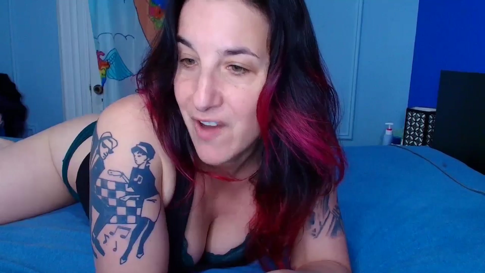 Gallery image thumbnail from abustybabe's myfreecams stream on, 05/07/2026, 21:06 image 4 of 20