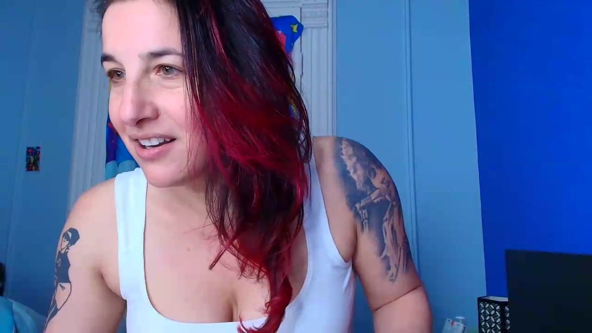 Gallery image thumbnail from abustybabe's myfreecams stream on, 05/13/2026, 21:27 image 16 of 20