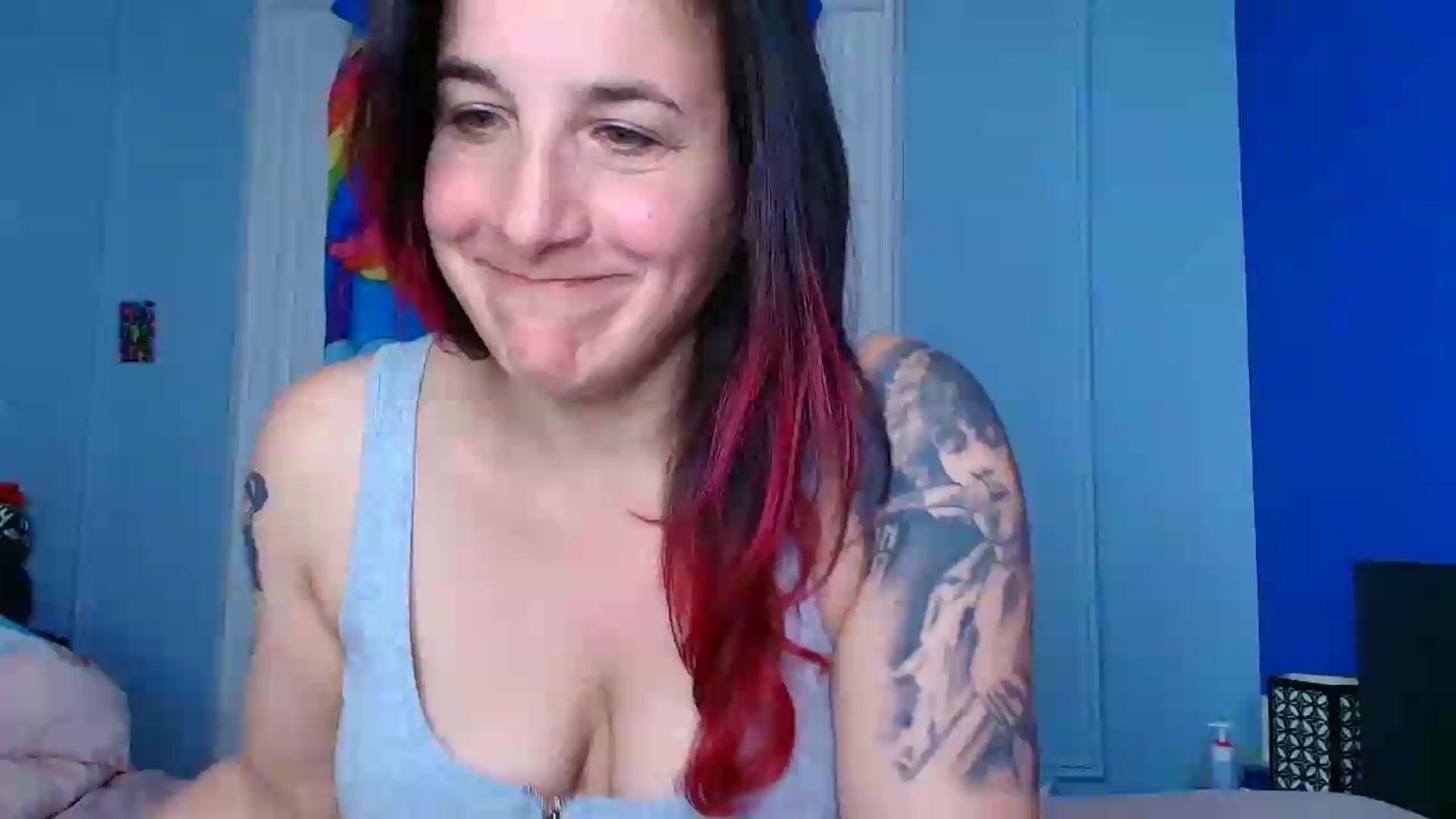 Gallery image thumbnail from abustybabe's myfreecams stream on, 05/15/2026, 20:26 image 1 of 20