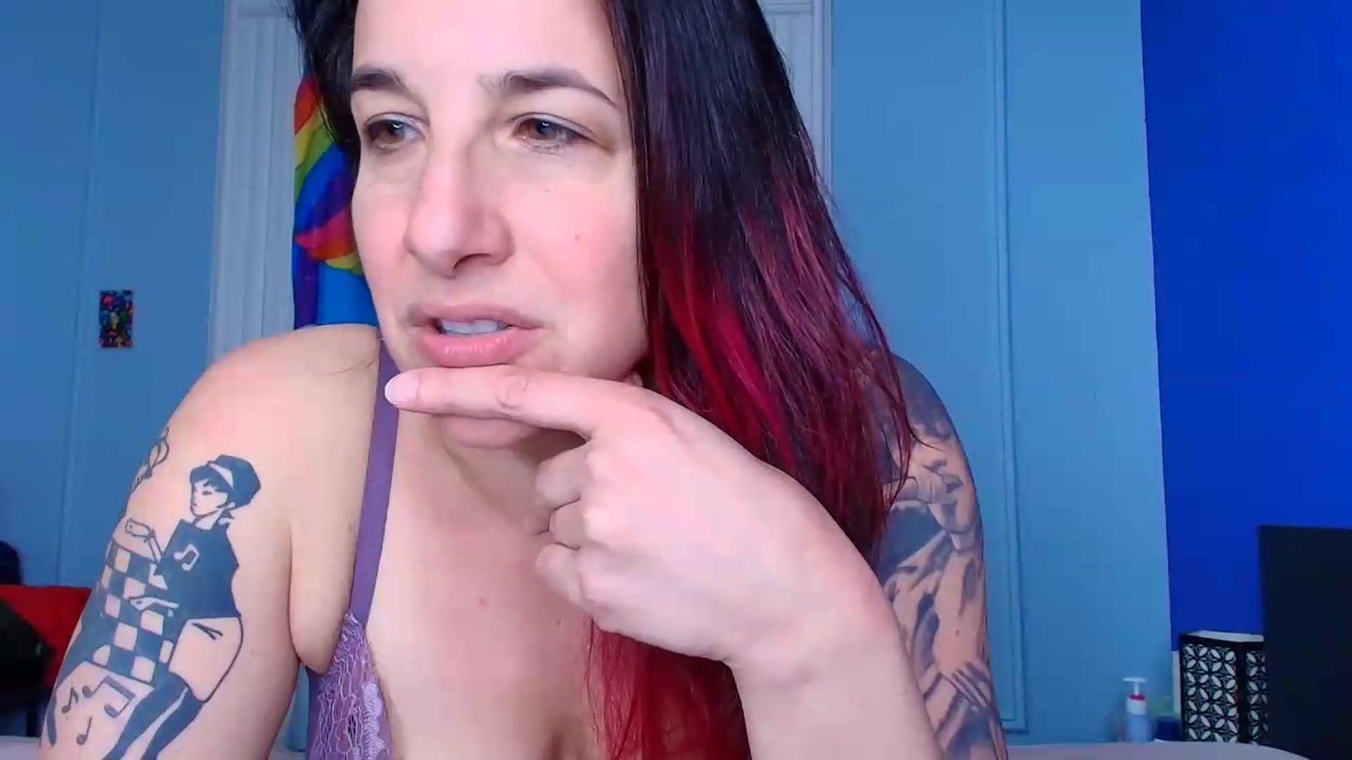 Gallery image thumbnail from abustybabe's myfreecams stream on, 05/15/2026, 22:03 image 4 of 20
